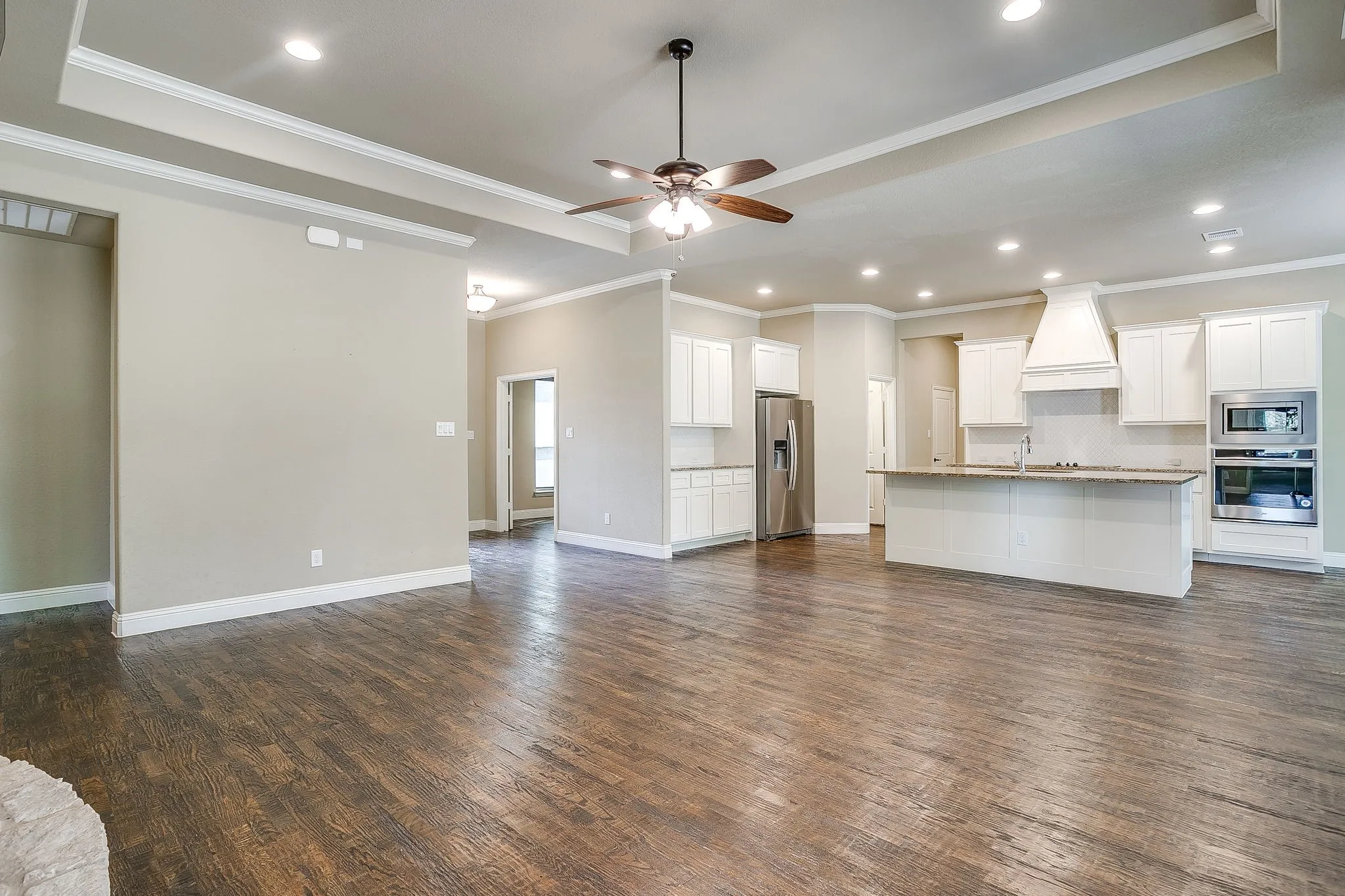 Single Family Residence For Sale in Parker County , 102 Eagle Drive, Lipan, Texas 76462, 4 Bedroom, 3 Bathroom, 3 Garage spaces, 2,779 Sqft, built in 2019, mls#21396131, Real Estate Agent in Lipan, Homes For Sale in Parker county, Homes For Sale in Lipan, Realtor in Lipan Texas, Real Estate Brokerage Independent Realty Texas, Luminita Cordes Realtor