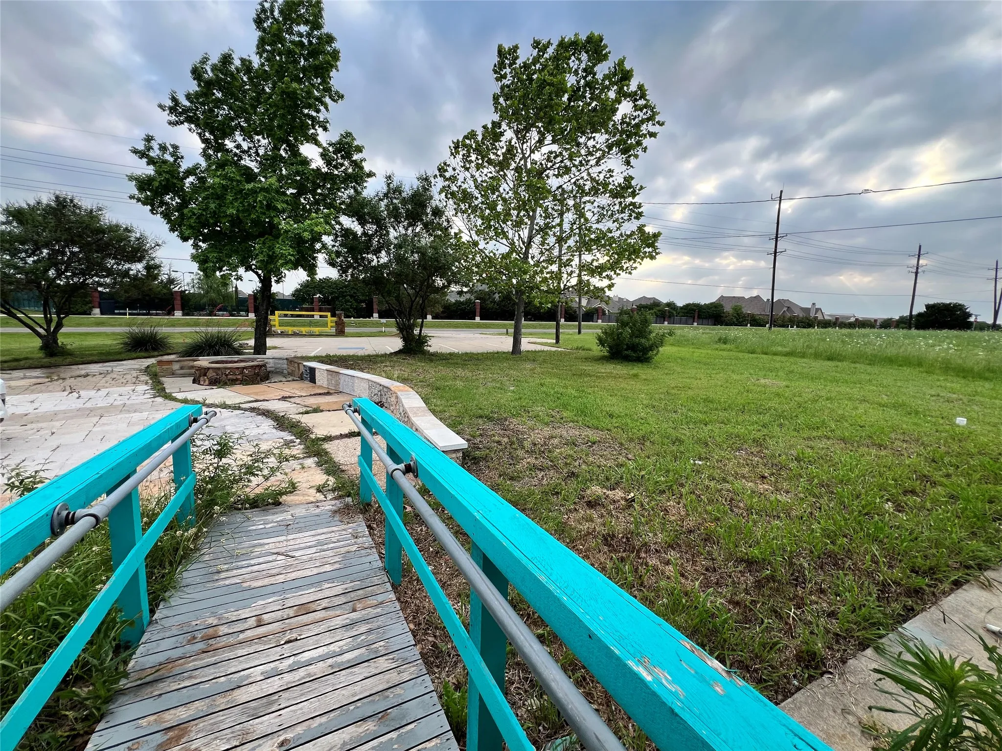 Unimproved Land For Sale in Rockwall County , 5811 Horizon, Rockwall, Texas 75032, 0, 0, Garage spaces, 0 Sqft, built in 1970, mls#21396358, Real Estate Agent in Rockwall, Homes For Sale in Rockwall county, Homes For Sale in Rockwall, Realtor in Rockwall Texas, Real Estate Brokerage Independent Realty Texas, Luminita Cordes Realtor