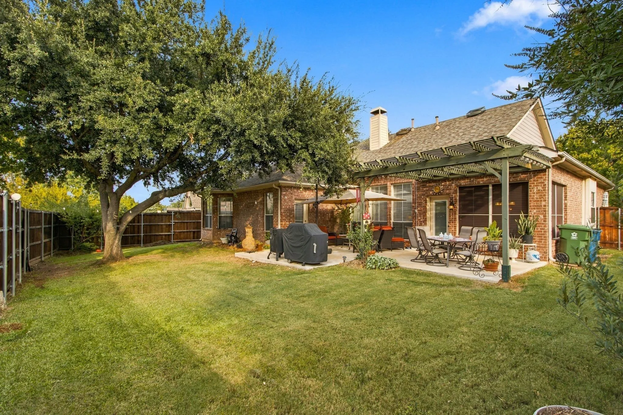 Single Family Residence For Sale in Denton County , 3608 Gallop Court, Flower Mound, Texas 75028, 4 Bedroom, 4 Bathroom, 2 Garage spaces, 3,053 Sqft, built in 1998, mls#21395921, Real Estate Agent in Flower Mound, Homes For Sale in Denton county, Homes For Sale in Flower Mound, Realtor in Flower Mound Texas, Real Estate Brokerage Independent Realty Texas, Luminita Cordes Realtor
