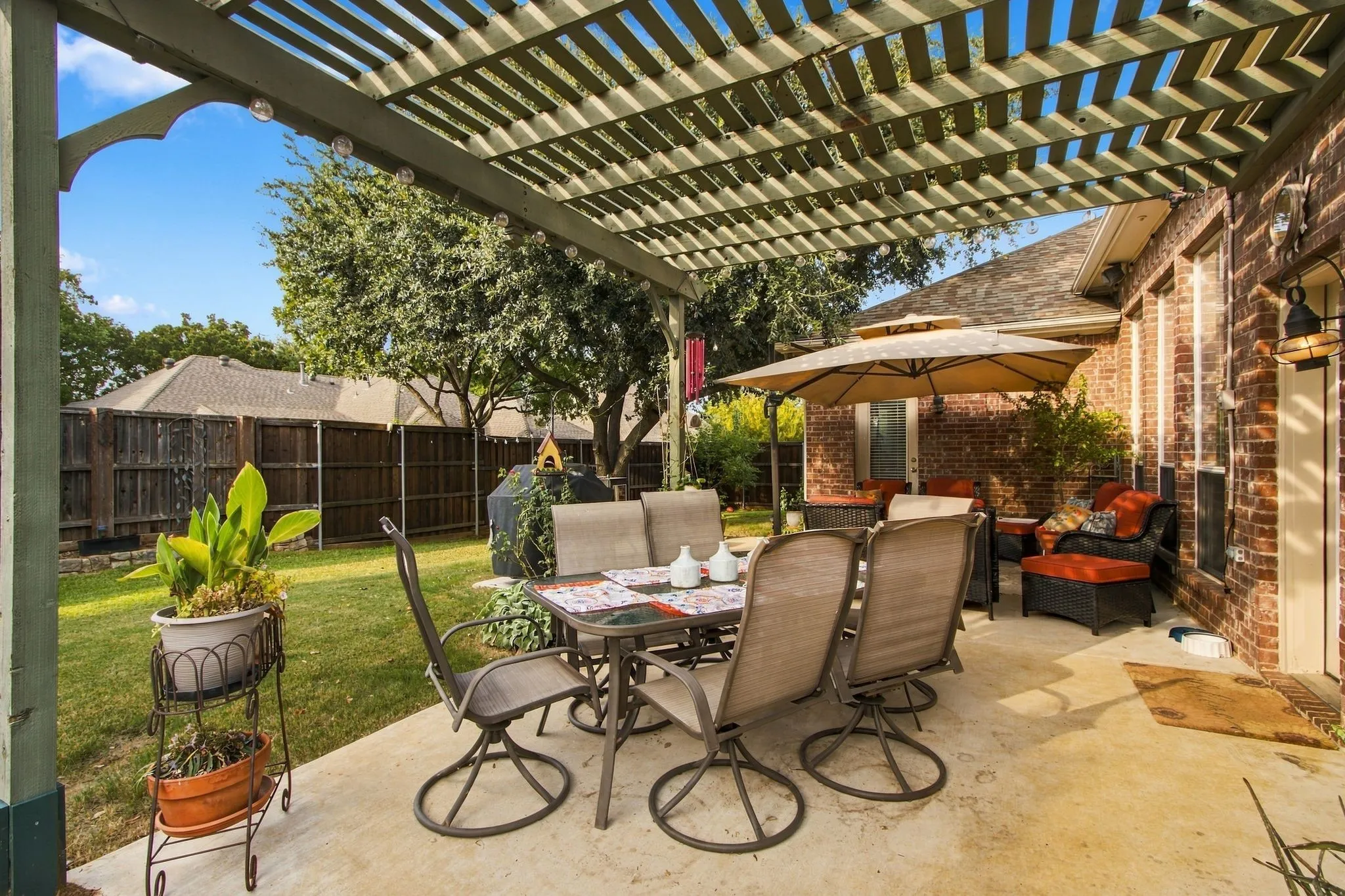 Single Family Residence For Sale in Denton County , 3608 Gallop Court, Flower Mound, Texas 75028, 4 Bedroom, 4 Bathroom, 2 Garage spaces, 3,053 Sqft, built in 1998, mls#21395921, Real Estate Agent in Flower Mound, Homes For Sale in Denton county, Homes For Sale in Flower Mound, Realtor in Flower Mound Texas, Real Estate Brokerage Independent Realty Texas, Luminita Cordes Realtor