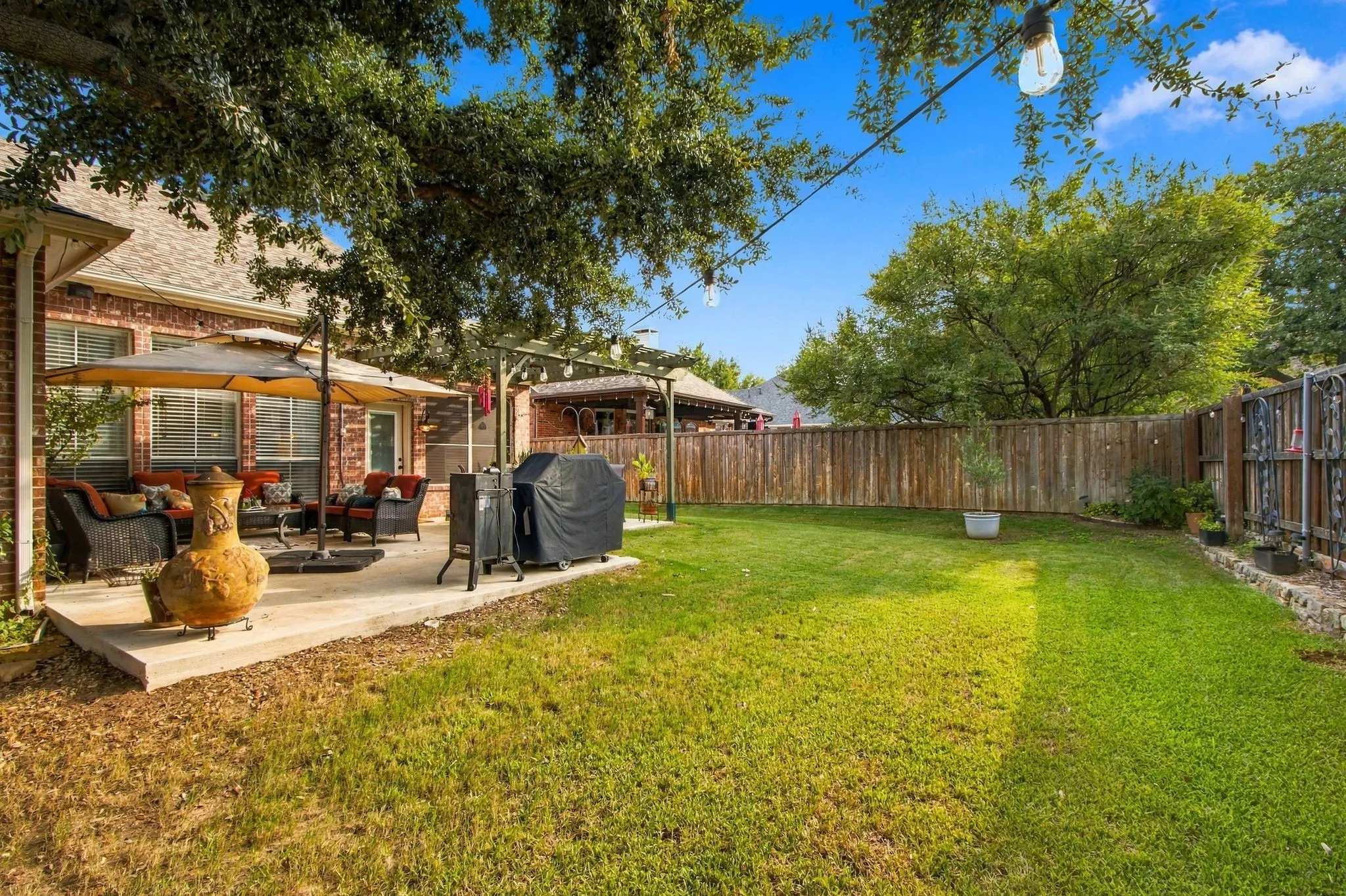 Single Family Residence For Sale in Denton County , 3608 Gallop Court, Flower Mound, Texas 75028, 4 Bedroom, 4 Bathroom, 2 Garage spaces, 3,053 Sqft, built in 1998, mls#21395921, Real Estate Agent in Flower Mound, Homes For Sale in Denton county, Homes For Sale in Flower Mound, Realtor in Flower Mound Texas, Real Estate Brokerage Independent Realty Texas, Luminita Cordes Realtor