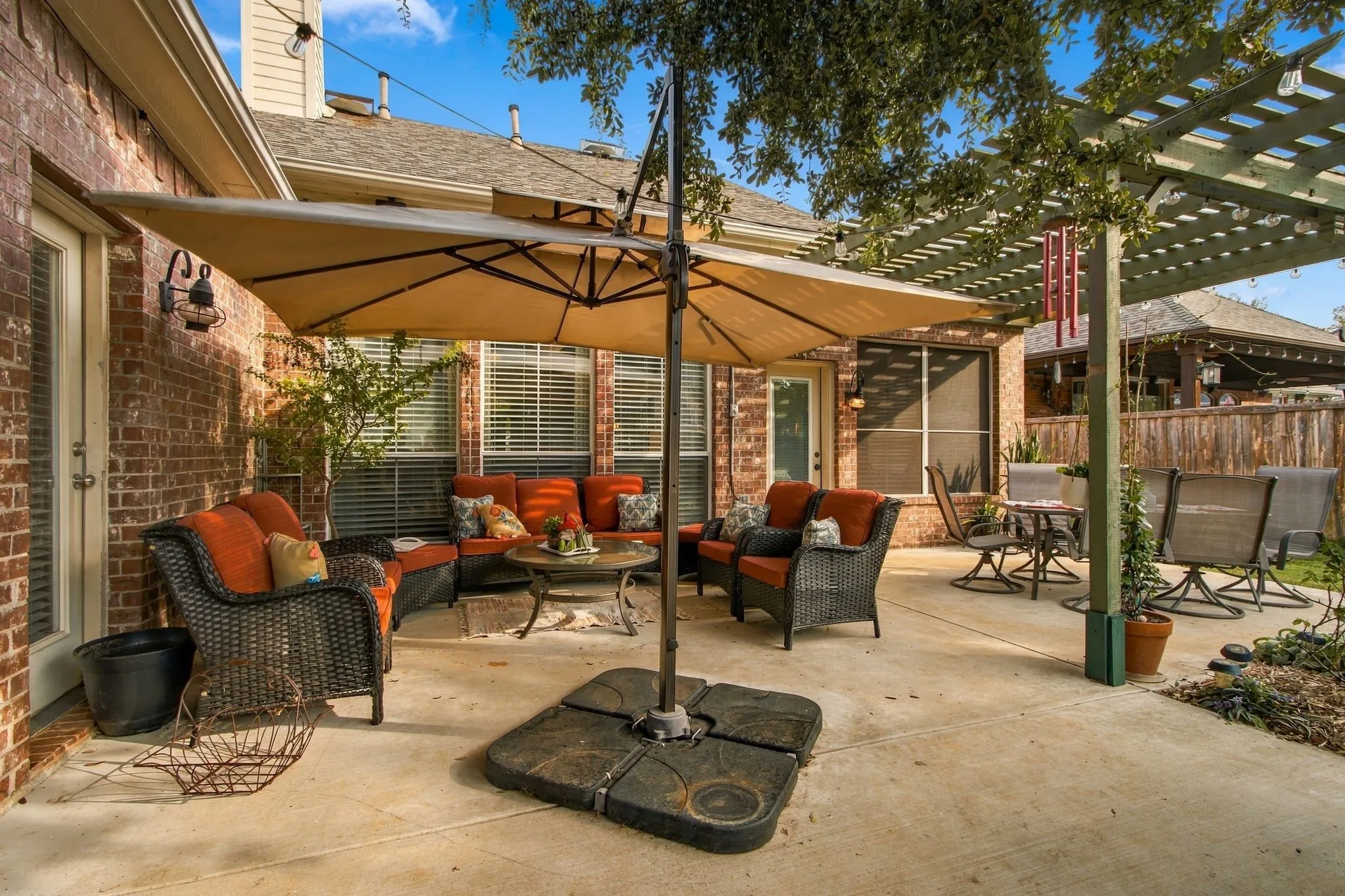 Single Family Residence For Sale in Denton County , 3608 Gallop Court, Flower Mound, Texas 75028, 4 Bedroom, 4 Bathroom, 2 Garage spaces, 3,053 Sqft, built in 1998, mls#21395921, Real Estate Agent in Flower Mound, Homes For Sale in Denton county, Homes For Sale in Flower Mound, Realtor in Flower Mound Texas, Real Estate Brokerage Independent Realty Texas, Luminita Cordes Realtor