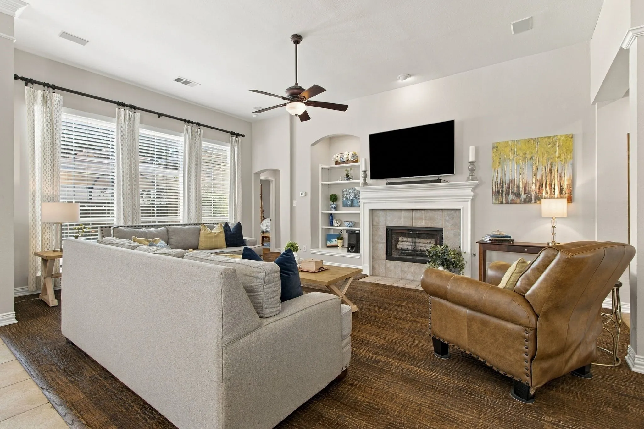 Single Family Residence For Sale in Denton County , 3608 Gallop Court, Flower Mound, Texas 75028, 4 Bedroom, 4 Bathroom, 2 Garage spaces, 3,053 Sqft, built in 1998, mls#21395921, Real Estate Agent in Flower Mound, Homes For Sale in Denton county, Homes For Sale in Flower Mound, Realtor in Flower Mound Texas, Real Estate Brokerage Independent Realty Texas, Luminita Cordes Realtor
