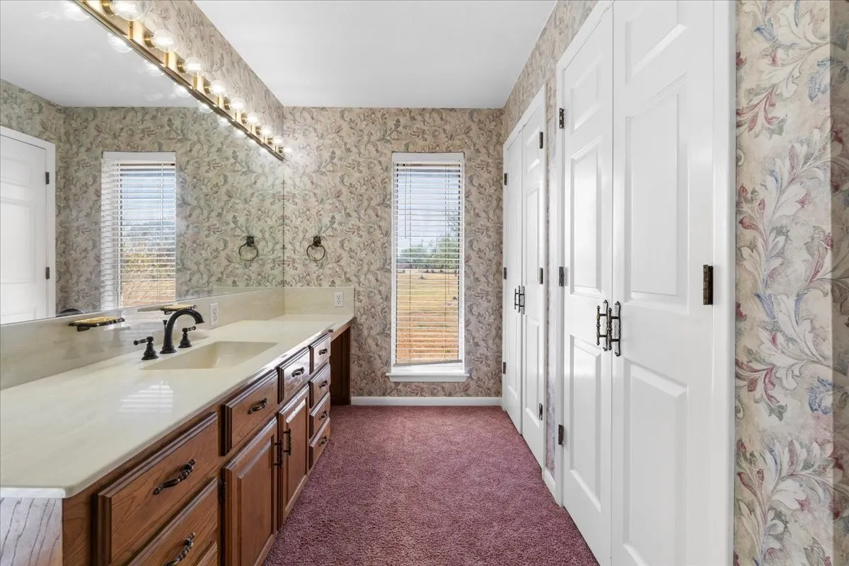 Single Family Residence For Sale in Navarro County , 801 County Road 0025, Corsicana, Texas 75109, 3 Bedroom, 3 Bathroom, Garage spaces, 2,064 Sqft, built in 1985, mls#21396323, Real Estate Agent in Corsicana, Homes For Sale in Navarro county, Homes For Sale in Corsicana, Realtor in Corsicana Texas, Real Estate Brokerage Independent Realty Texas, Luminita Cordes Realtor