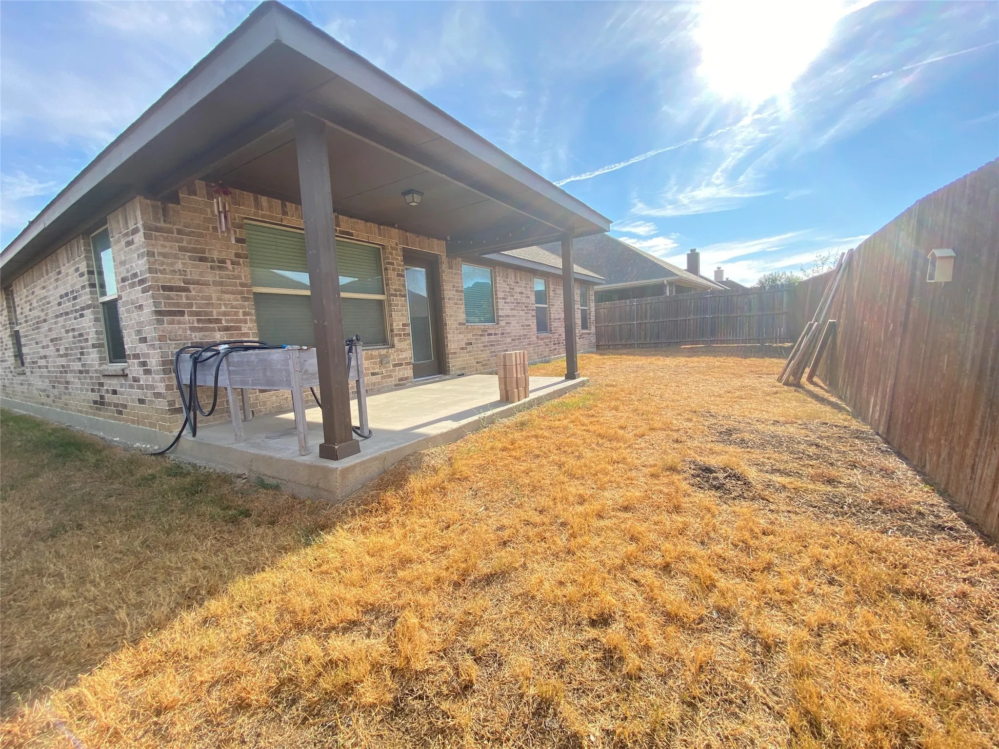 Single Family Residence For Rent in Ellis County , 228 Buckskin Drive, Waxahachie, Texas 75167, 4 Bedroom, 2 Bathroom, 2 Garage spaces, 1,944 Sqft, built in 2018, mls#21395935, Real Estate Agent in Waxahachie, Homes For Rent in Ellis county, Homes For Rent in Waxahachie, Realtor in Waxahachie Texas, Real Estate Brokerage Independent Realty Texas, Luminita Cordes Realtor
