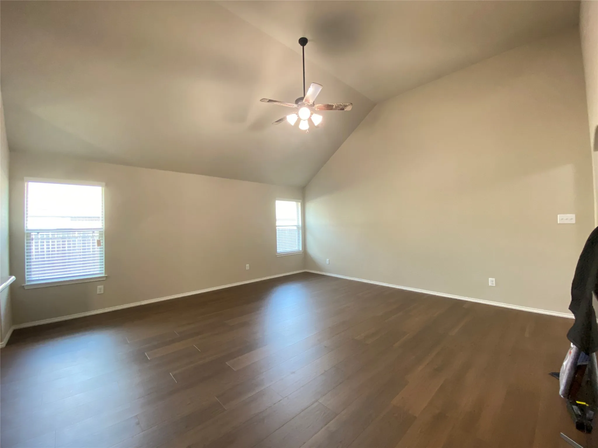 Single Family Residence For Rent in Ellis County , 228 Buckskin Drive, Waxahachie, Texas 75167, 4 Bedroom, 2 Bathroom, 2 Garage spaces, 1,944 Sqft, built in 2018, mls#21395935, Real Estate Agent in Waxahachie, Homes For Rent in Ellis county, Homes For Rent in Waxahachie, Realtor in Waxahachie Texas, Real Estate Brokerage Independent Realty Texas, Luminita Cordes Realtor