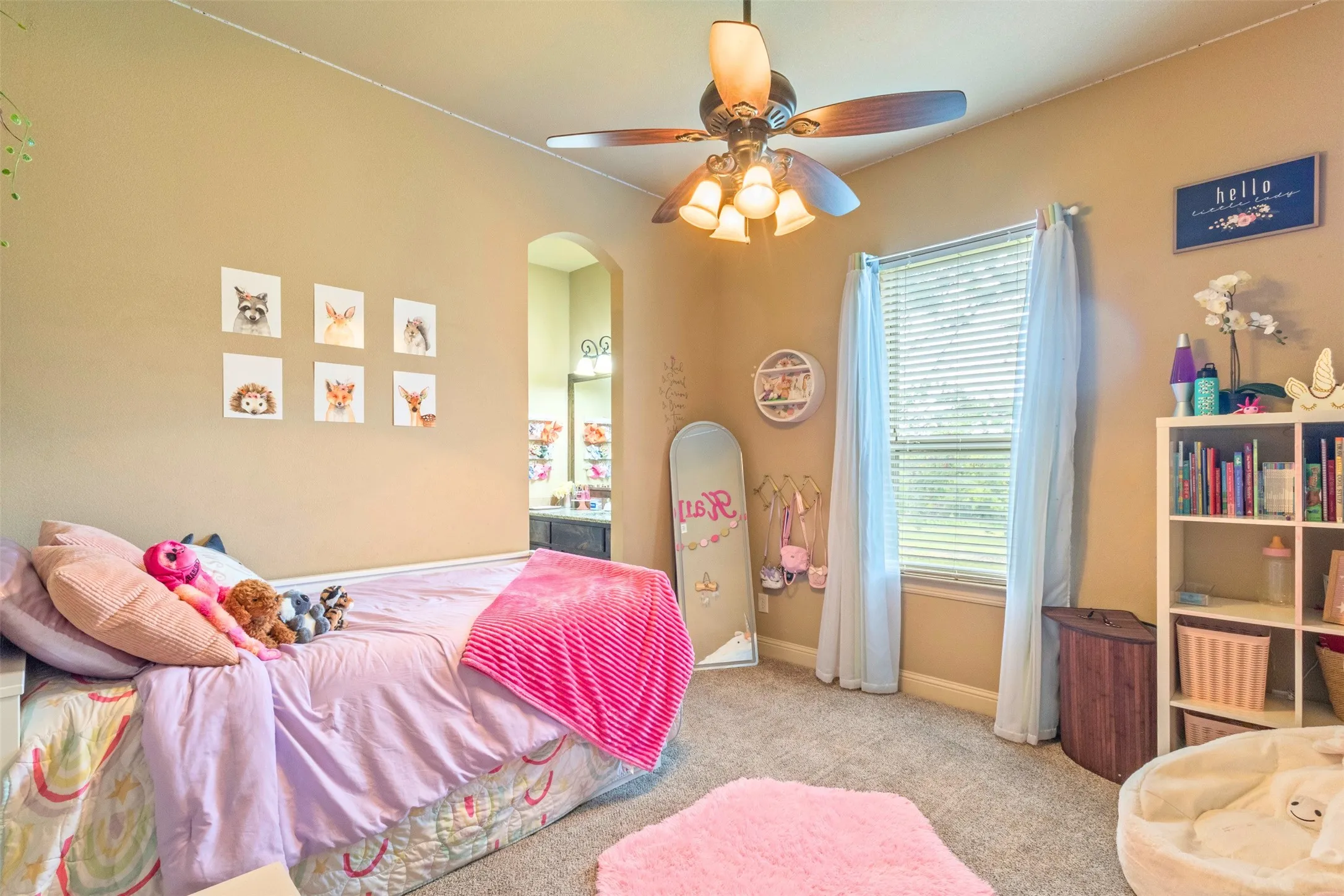 Single Family Residence For Sale in Parker County , 108 Oak Creek Drive, Springtown, Texas 76082, 4 Bedroom, 3 Bathroom, 2 Garage spaces, 3,293 Sqft, built in 2015, mls#21395129, Real Estate Agent in Springtown, Homes For Sale in Parker county, Homes For Sale in Springtown, Realtor in Springtown Texas, Real Estate Brokerage Independent Realty Texas, Luminita Cordes Realtor