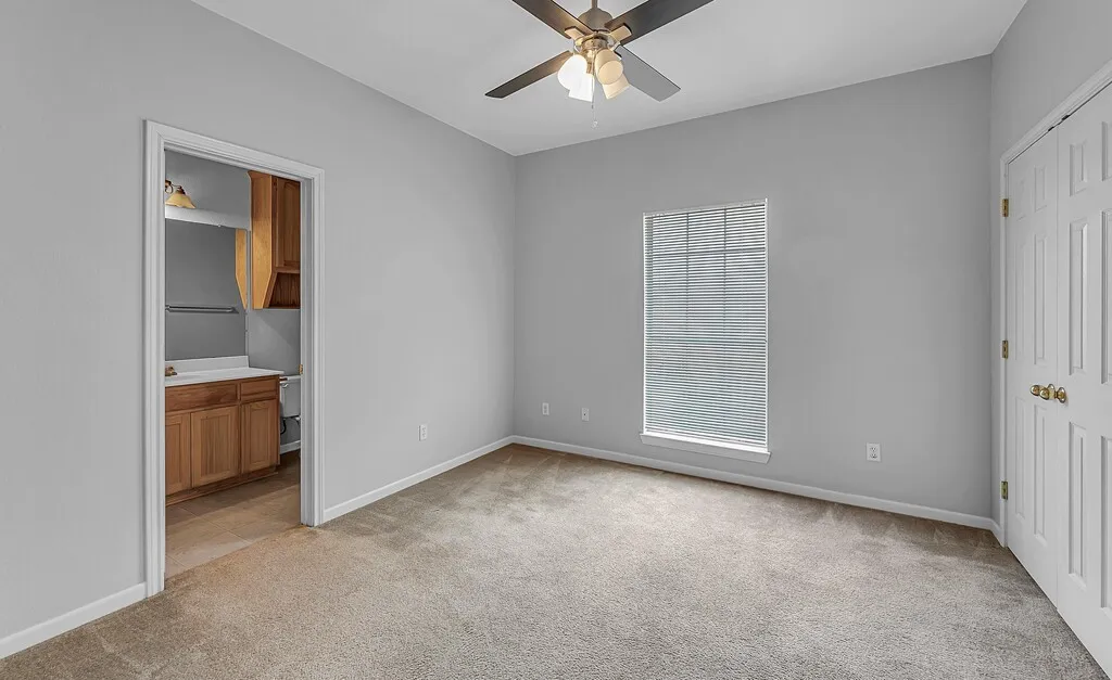 Duplex For Sale in Mc Lennan County , 1916 S 15th Street A & B, Waco, Texas 76706, 8 Bedroom, 8 Bathroom, Garage spaces, 3,506 Sqft, built in 2002, mls#21392949, Real Estate Agent in Waco, Homes For Sale in Mc Lennan county, Homes For Sale in Waco, Realtor in Waco Texas, Real Estate Brokerage Independent Realty Texas, Luminita Cordes Realtor