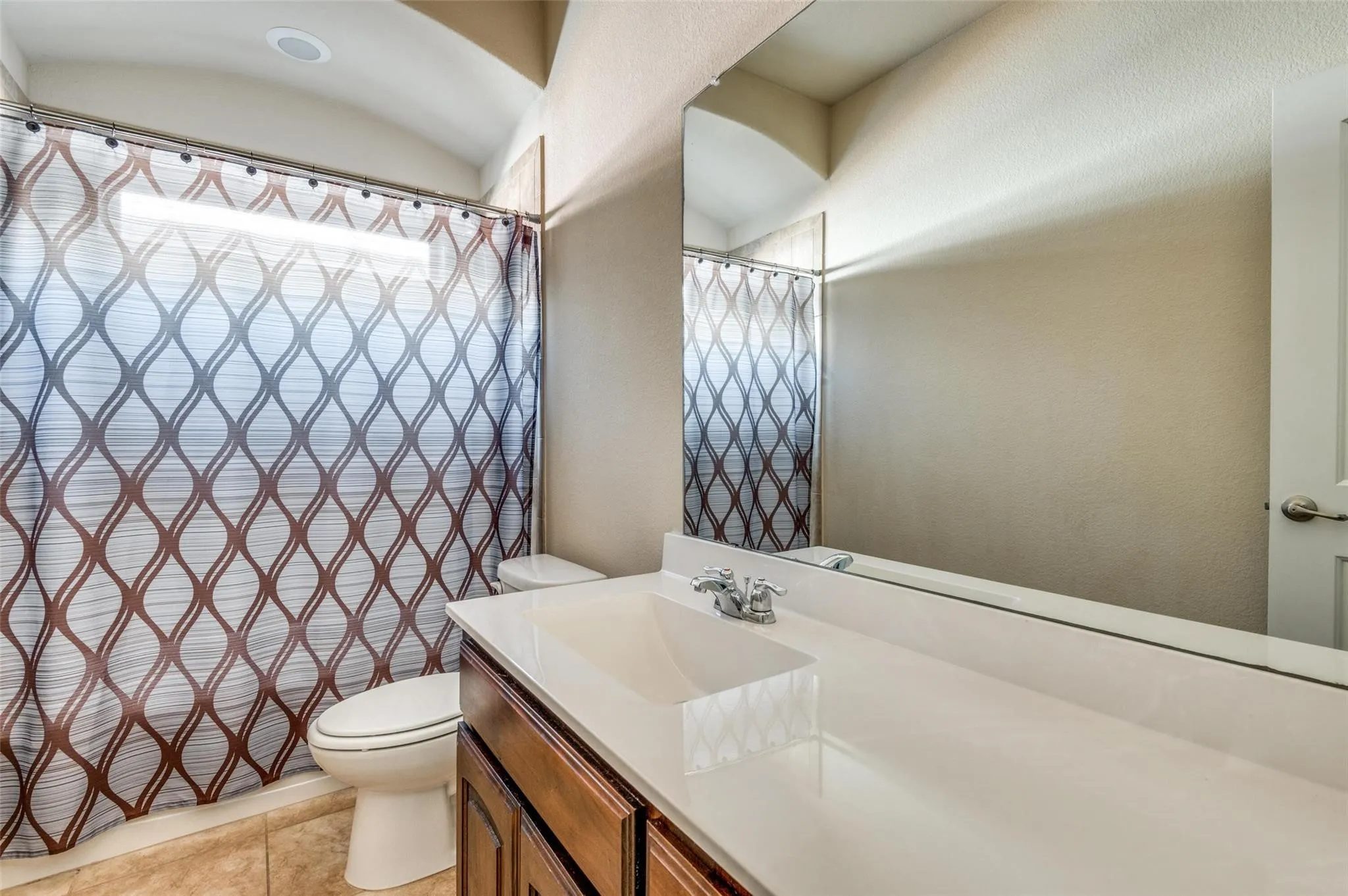 Single Family Residence For Sale in Tarrant County , 1733 Kachina Lodge Road, Fort Worth, Texas 76131, 4 Bedroom, 2 Bathroom, 2 Garage spaces, 2,203 Sqft, built in 2015, mls#21396348, Real Estate Agent in Fort Worth, Homes For Sale in Tarrant county, Homes For Sale in Fort Worth, Realtor in Fort Worth Texas, Real Estate Brokerage Independent Realty Texas, Luminita Cordes Realtor