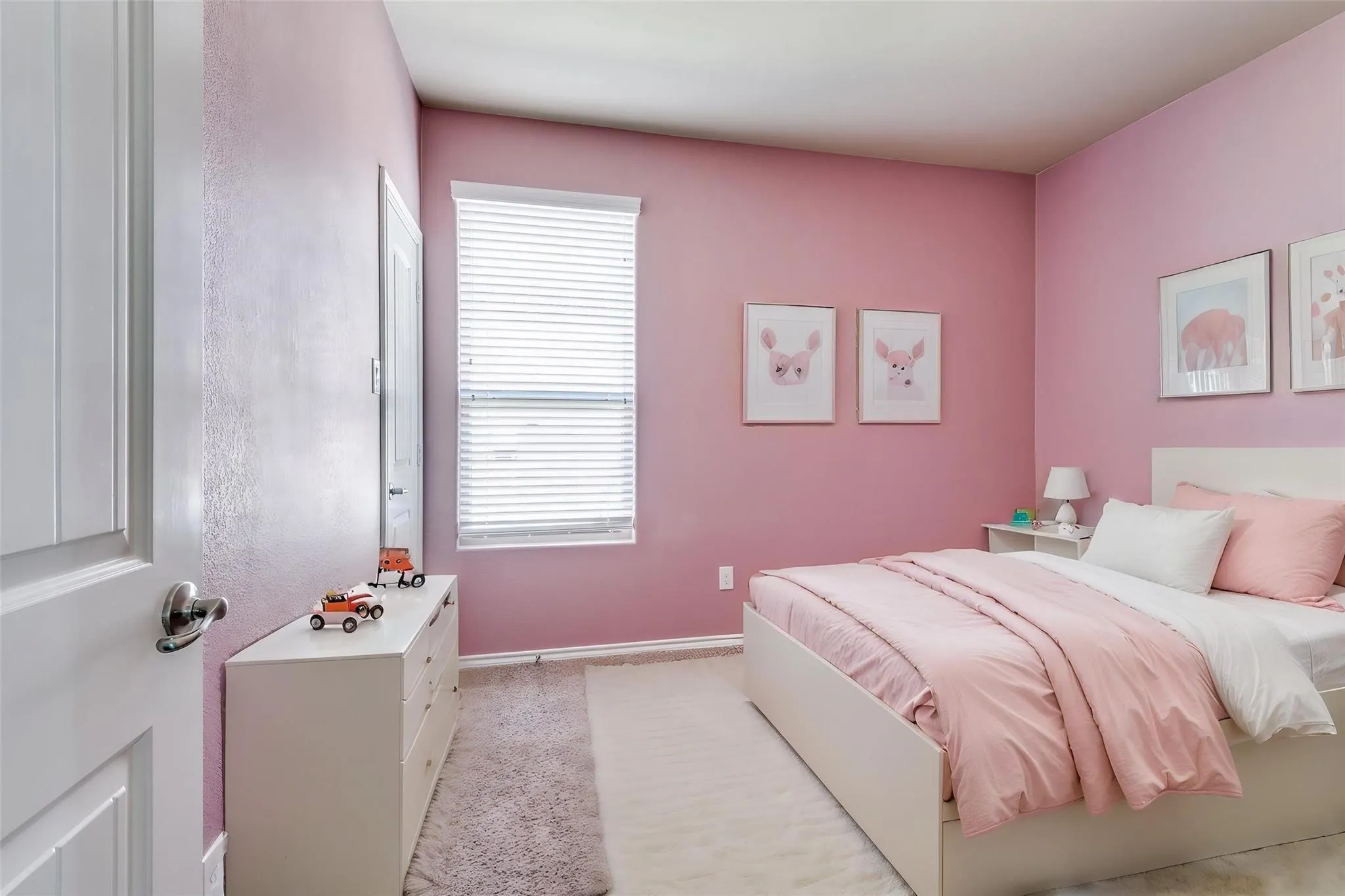 Single Family Residence For Sale in Tarrant County , 1733 Kachina Lodge Road, Fort Worth, Texas 76131, 4 Bedroom, 2 Bathroom, 2 Garage spaces, 2,203 Sqft, built in 2015, mls#21396348, Real Estate Agent in Fort Worth, Homes For Sale in Tarrant county, Homes For Sale in Fort Worth, Realtor in Fort Worth Texas, Real Estate Brokerage Independent Realty Texas, Luminita Cordes Realtor
