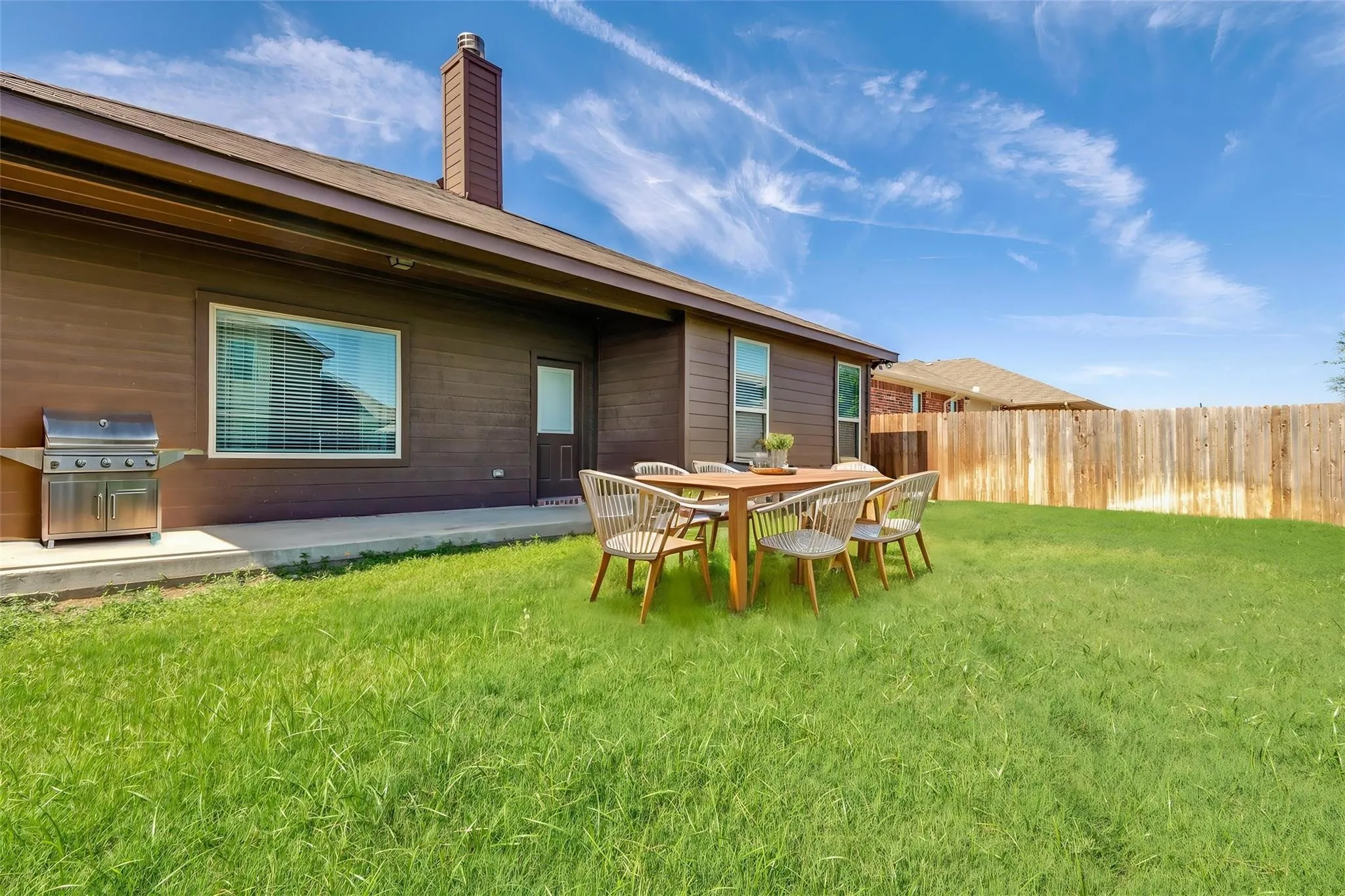 Single Family Residence For Sale in Tarrant County , 1733 Kachina Lodge Road, Fort Worth, Texas 76131, 4 Bedroom, 2 Bathroom, 2 Garage spaces, 2,203 Sqft, built in 2015, mls#21396348, Real Estate Agent in Fort Worth, Homes For Sale in Tarrant county, Homes For Sale in Fort Worth, Realtor in Fort Worth Texas, Real Estate Brokerage Independent Realty Texas, Luminita Cordes Realtor