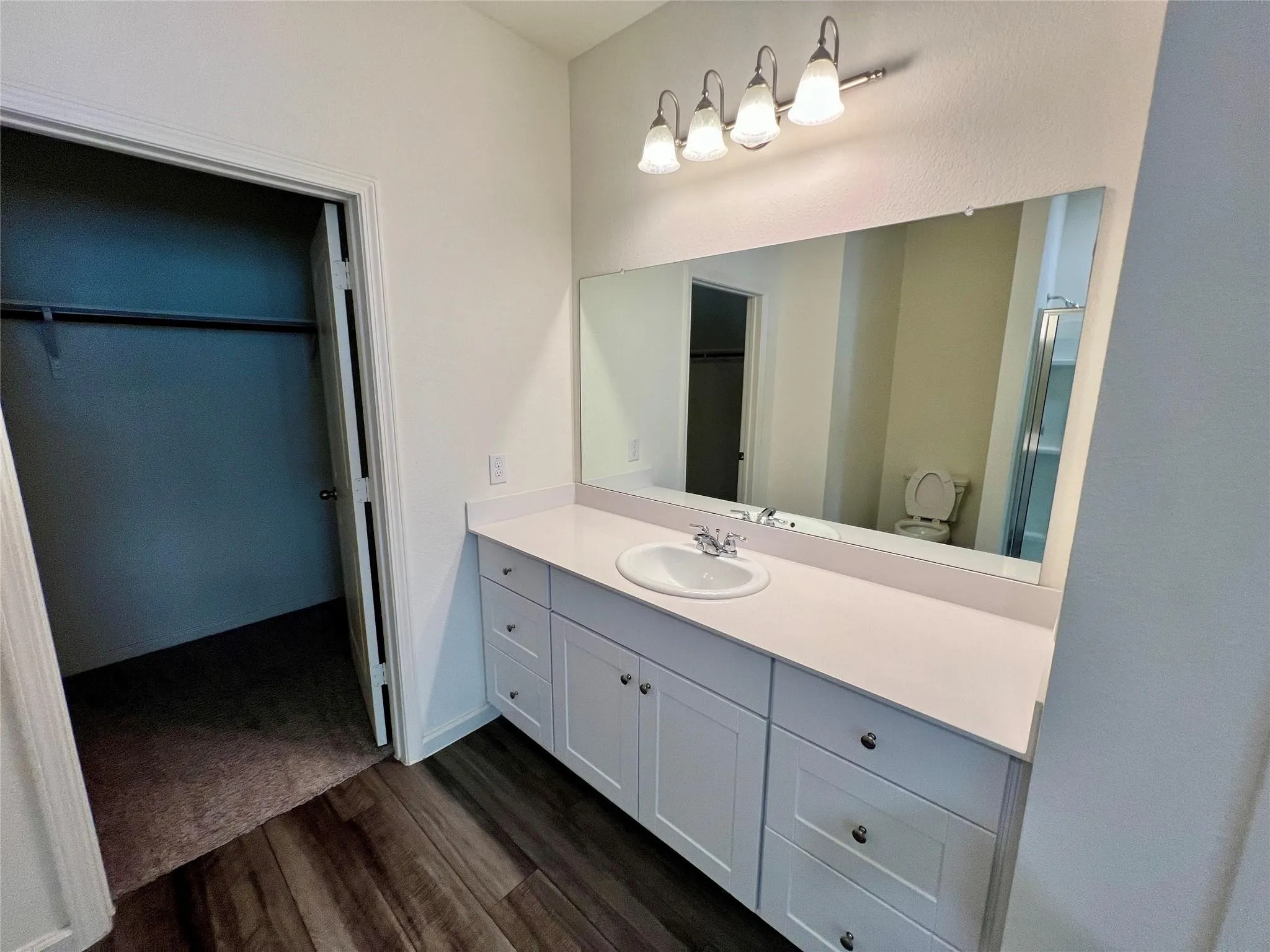 Single Family Residence For Rent in Collin County , 672 Crestridge Drive, Lavon, Texas 75166, 4 Bedroom, 2 Bathroom, 2 Garage spaces, 1,779 Sqft, built in 2021, mls#21396404, Real Estate Agent in Lavon, Homes For Rent in Collin county, Homes For Rent in Lavon, Realtor in Lavon Texas, Real Estate Brokerage Independent Realty Texas, Luminita Cordes Realtor
