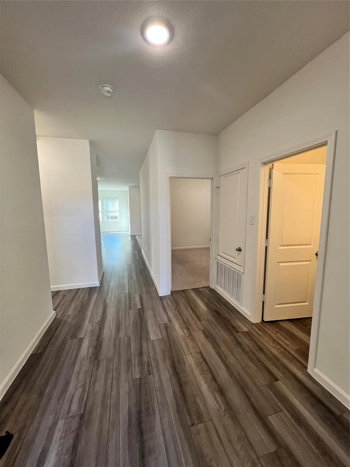 Single Family Residence For Rent in Collin County , 672 Crestridge Drive, Lavon, Texas 75166, 4 Bedroom, 2 Bathroom, 2 Garage spaces, 1,779 Sqft, built in 2021, mls#21396404, Real Estate Agent in Lavon, Homes For Rent in Collin county, Homes For Rent in Lavon, Realtor in Lavon Texas, Real Estate Brokerage Independent Realty Texas, Luminita Cordes Realtor