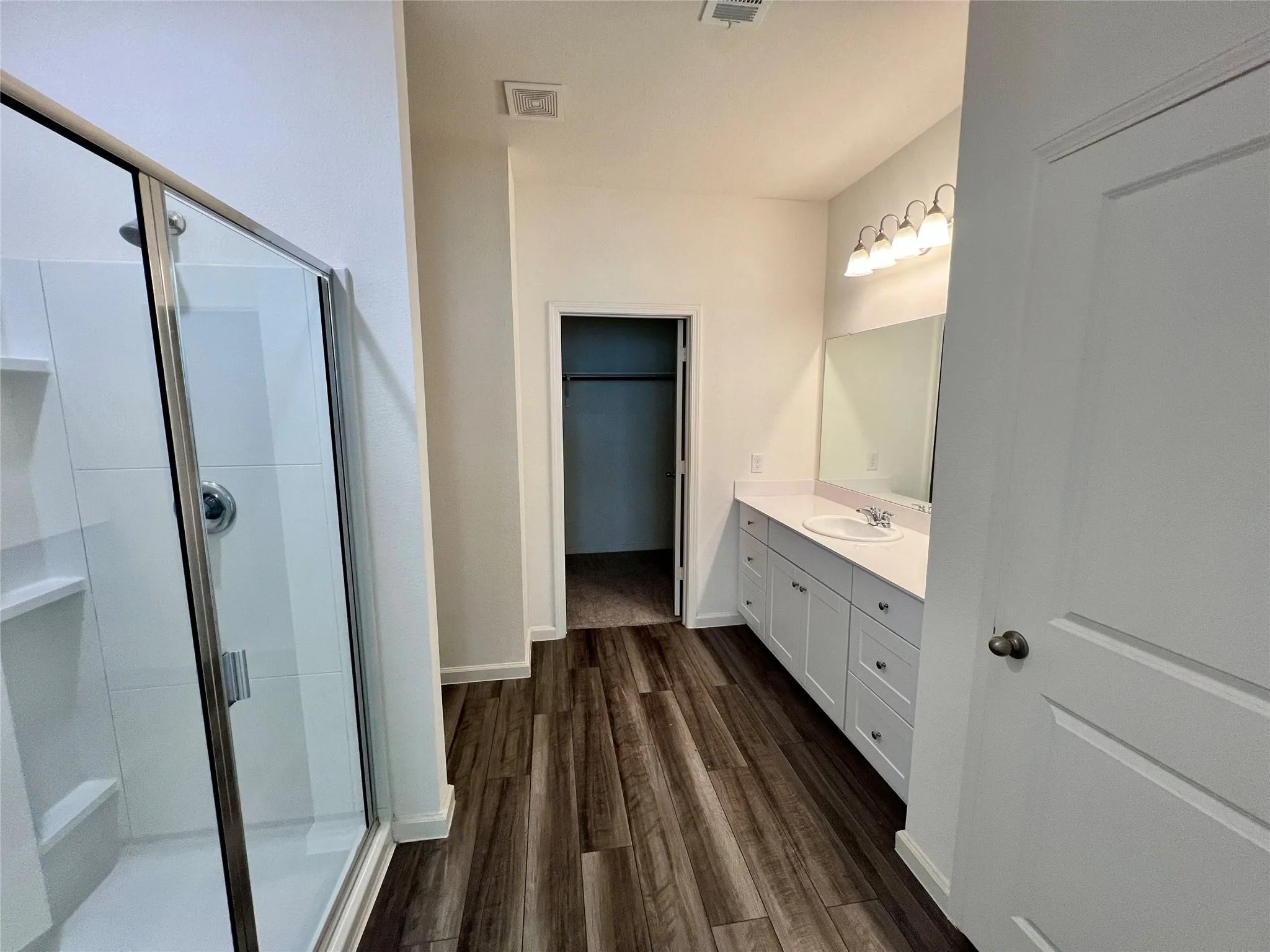 Single Family Residence For Rent in Collin County , 672 Crestridge Drive, Lavon, Texas 75166, 4 Bedroom, 2 Bathroom, 2 Garage spaces, 1,779 Sqft, built in 2021, mls#21396404, Real Estate Agent in Lavon, Homes For Rent in Collin county, Homes For Rent in Lavon, Realtor in Lavon Texas, Real Estate Brokerage Independent Realty Texas, Luminita Cordes Realtor
