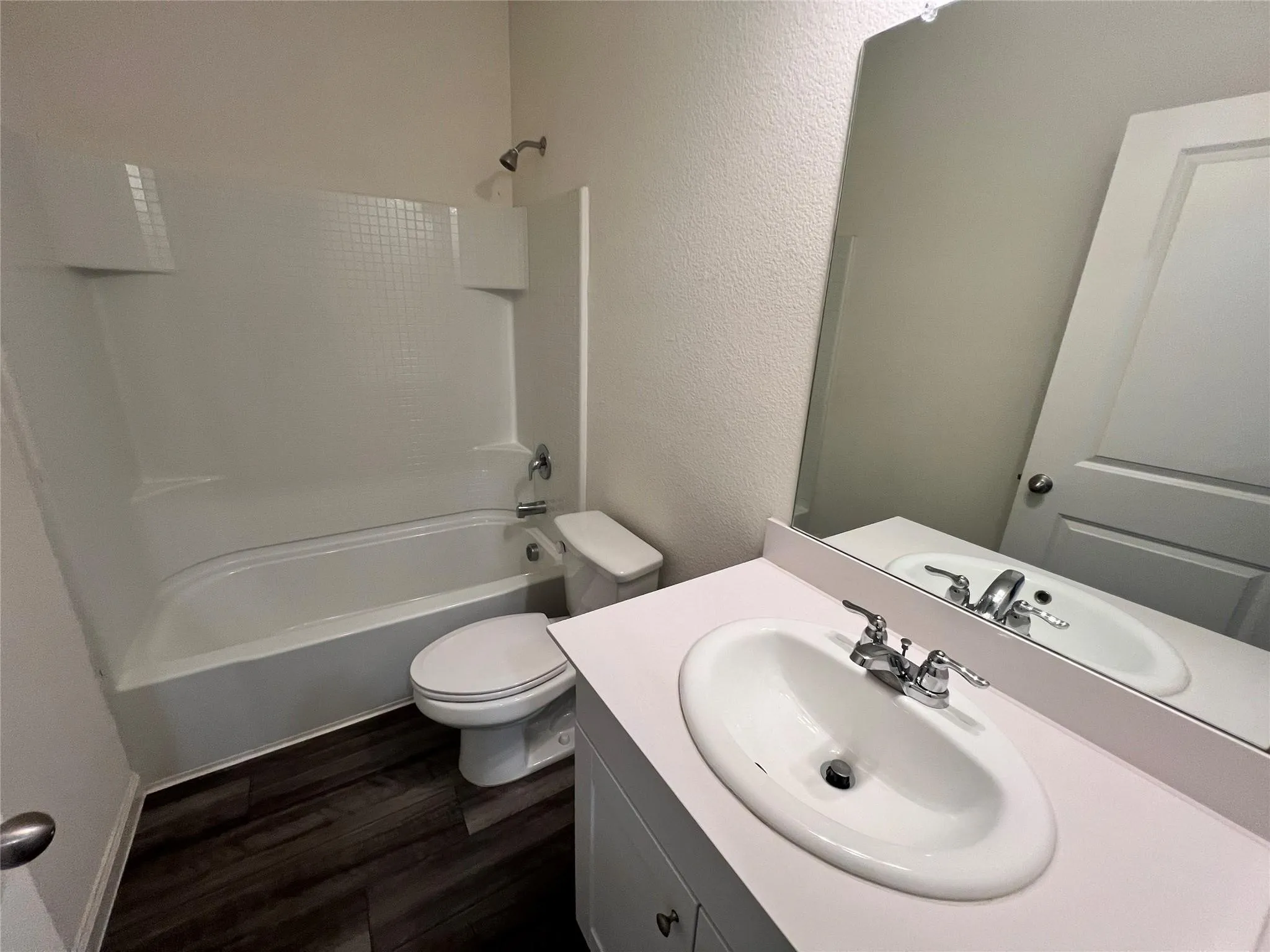 Single Family Residence For Rent in Collin County , 672 Crestridge Drive, Lavon, Texas 75166, 4 Bedroom, 2 Bathroom, 2 Garage spaces, 1,779 Sqft, built in 2021, mls#21396404, Real Estate Agent in Lavon, Homes For Rent in Collin county, Homes For Rent in Lavon, Realtor in Lavon Texas, Real Estate Brokerage Independent Realty Texas, Luminita Cordes Realtor