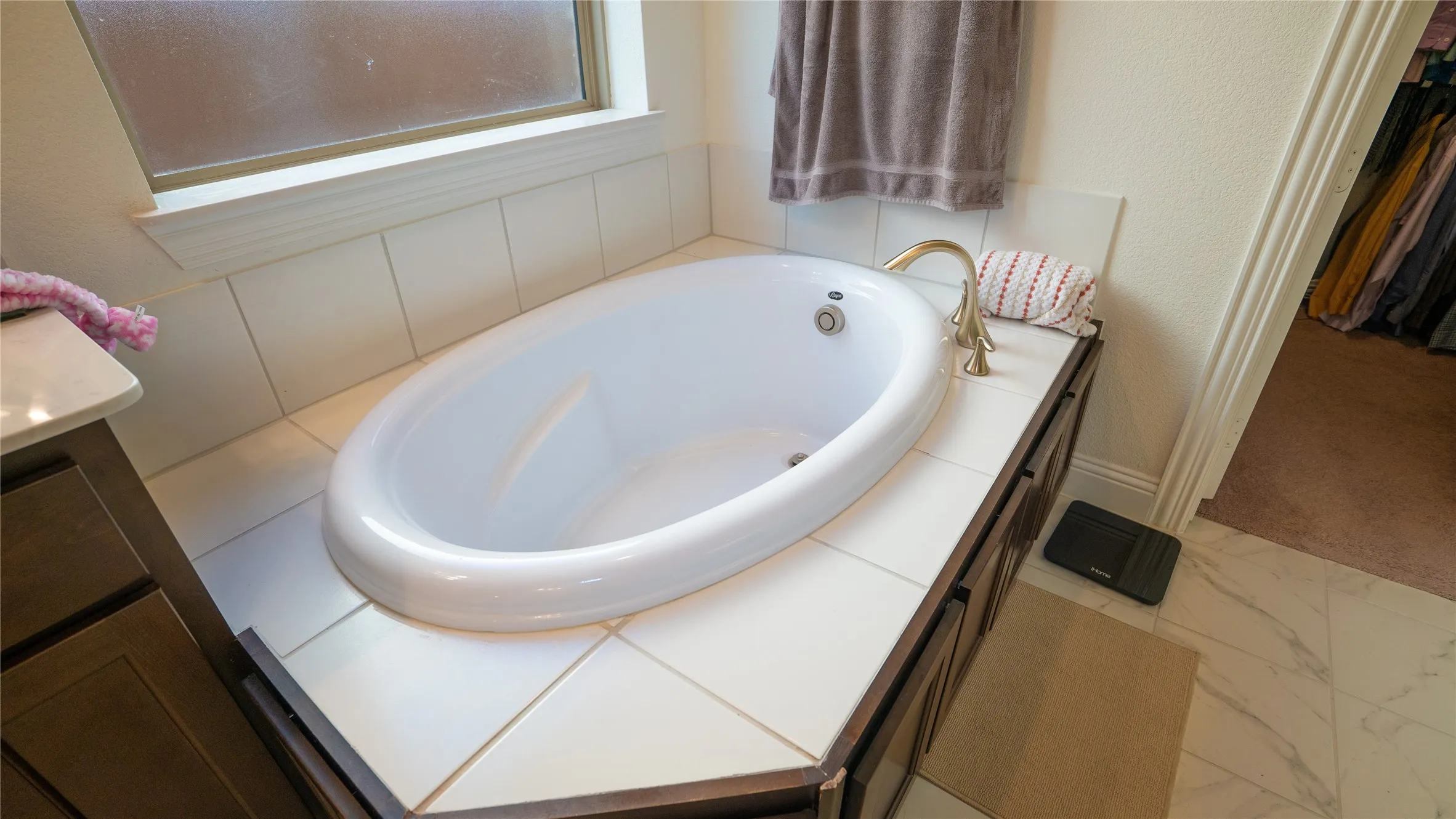 Single Family Residence For Sale in Collin County , 2414 Thavie Street, Celina, Texas 75009, 4 Bedroom, 3 Bathroom, 2 Garage spaces, 2,994 Sqft, built in 2023, mls#21391378, Real Estate Agent in Celina, Homes For Sale in Collin county, Homes For Sale in Celina, Realtor in Celina Texas, Real Estate Brokerage Independent Realty Texas, Luminita Cordes Realtor