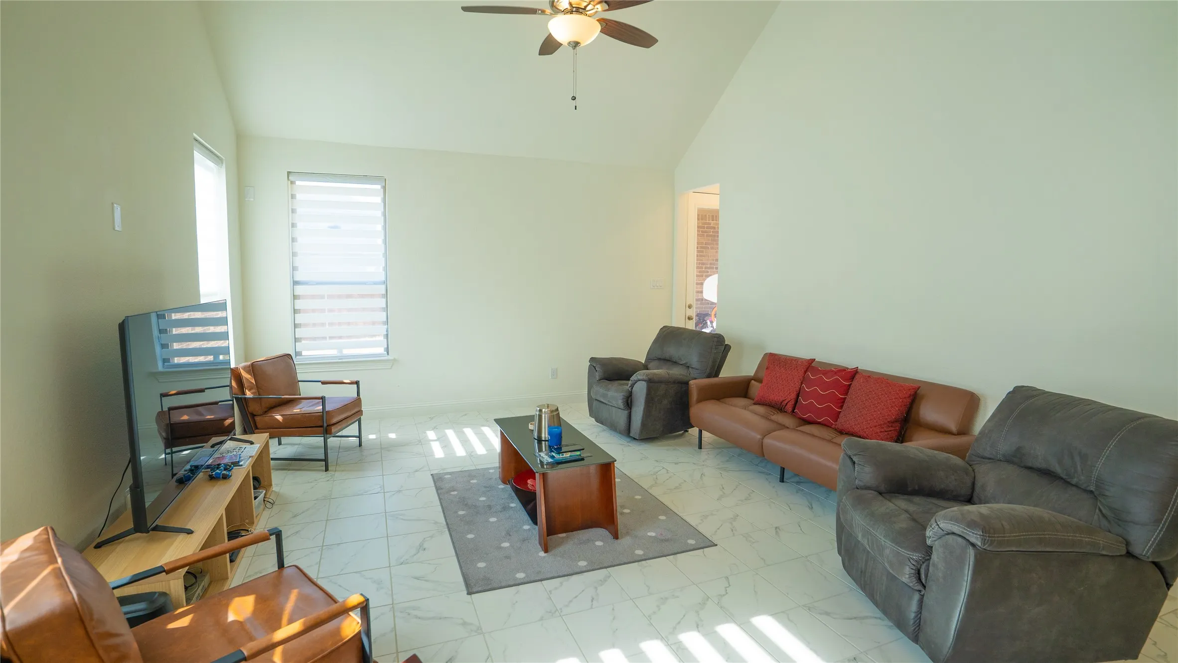 Single Family Residence For Sale in Collin County , 2414 Thavie Street, Celina, Texas 75009, 4 Bedroom, 3 Bathroom, 2 Garage spaces, 2,994 Sqft, built in 2023, mls#21391378, Real Estate Agent in Celina, Homes For Sale in Collin county, Homes For Sale in Celina, Realtor in Celina Texas, Real Estate Brokerage Independent Realty Texas, Luminita Cordes Realtor
