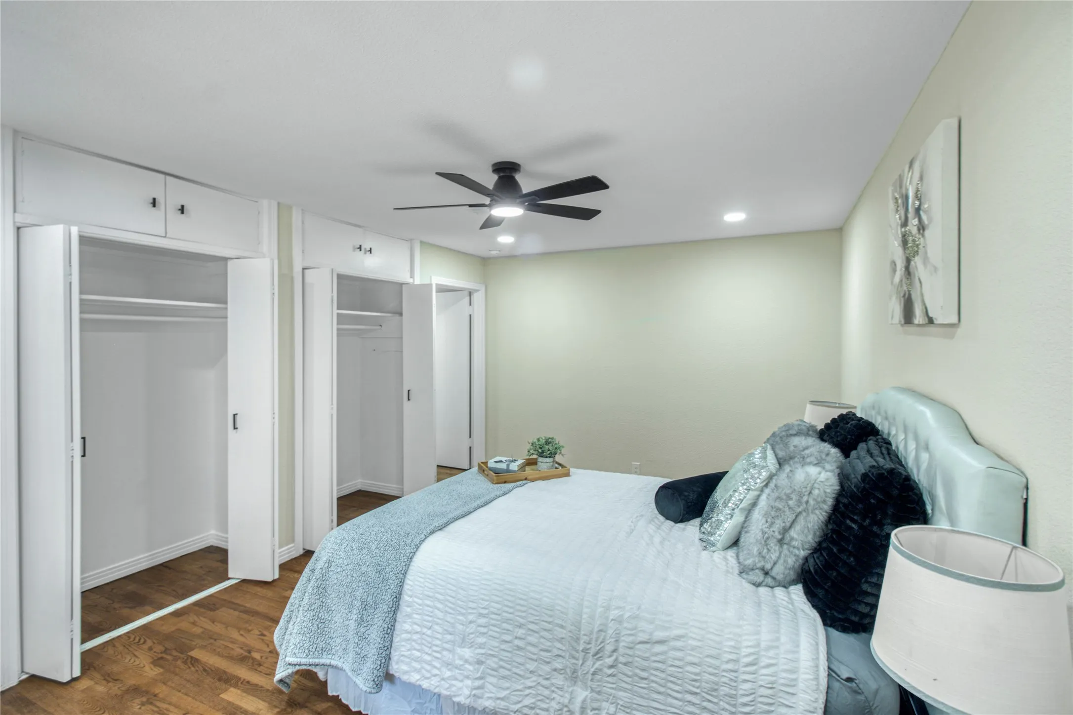 Single Family Residence For Rent in Tarrant County , 805 Ross Trail, Arlington, Texas 76012, 3 Bedroom, 2 Bathroom, Garage spaces, 1,595 Sqft, built in 1952, mls#21396419, Real Estate Agent in Arlington, Homes For Rent in Tarrant county, Homes For Rent in Arlington, Realtor in Arlington Texas, Real Estate Brokerage Independent Realty Texas, Luminita Cordes Realtor
