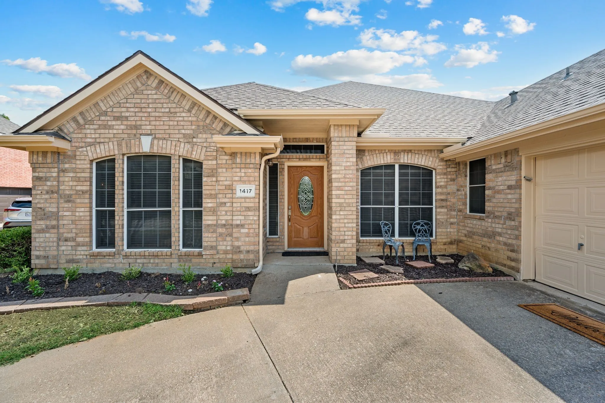 Single Family Residence For Sale in Tarrant County , 1417 Briar Meadow Drive, Keller, Texas 76248, 3 Bedroom, 2 Bathroom, 2 Garage spaces, 2,316 Sqft, built in 1997, mls#21393971, Real Estate Agent in Keller, Homes For Sale in Tarrant county, Homes For Sale in Keller, Realtor in Keller Texas, Real Estate Brokerage Independent Realty Texas, Luminita Cordes Realtor