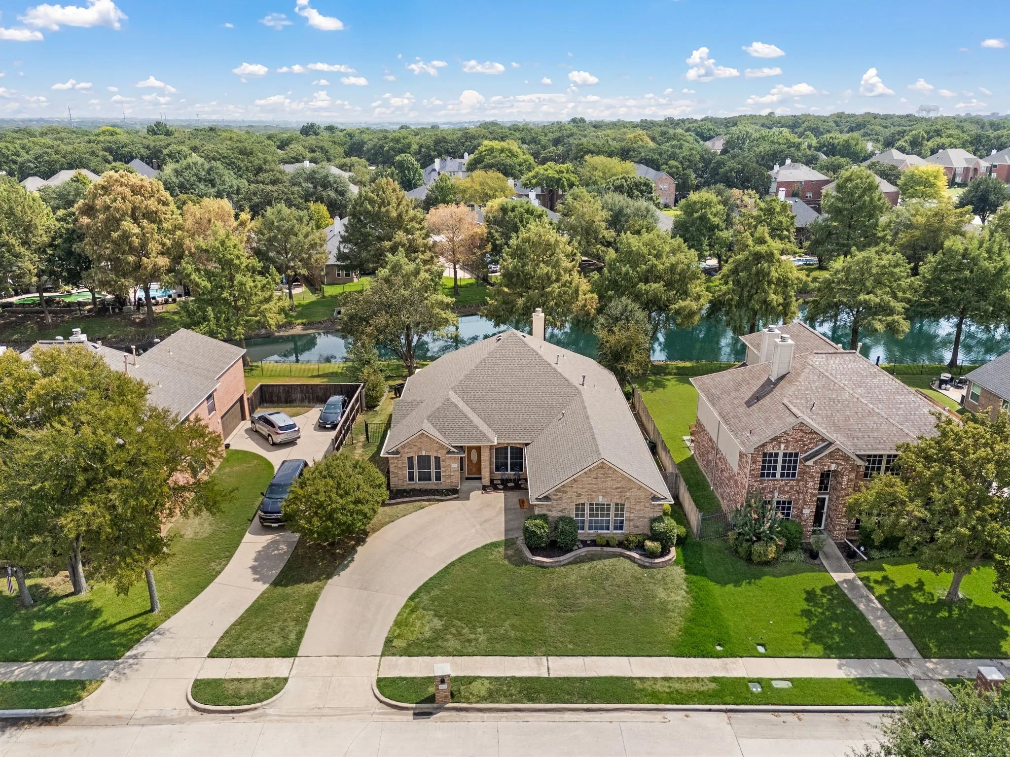 Single Family Residence For Sale in Tarrant County , 1417 Briar Meadow Drive, Keller, Texas 76248, 3 Bedroom, 2 Bathroom, 2 Garage spaces, 2,316 Sqft, built in 1997, mls#21393971, Real Estate Agent in Keller, Homes For Sale in Tarrant county, Homes For Sale in Keller, Realtor in Keller Texas, Real Estate Brokerage Independent Realty Texas, Luminita Cordes Realtor
