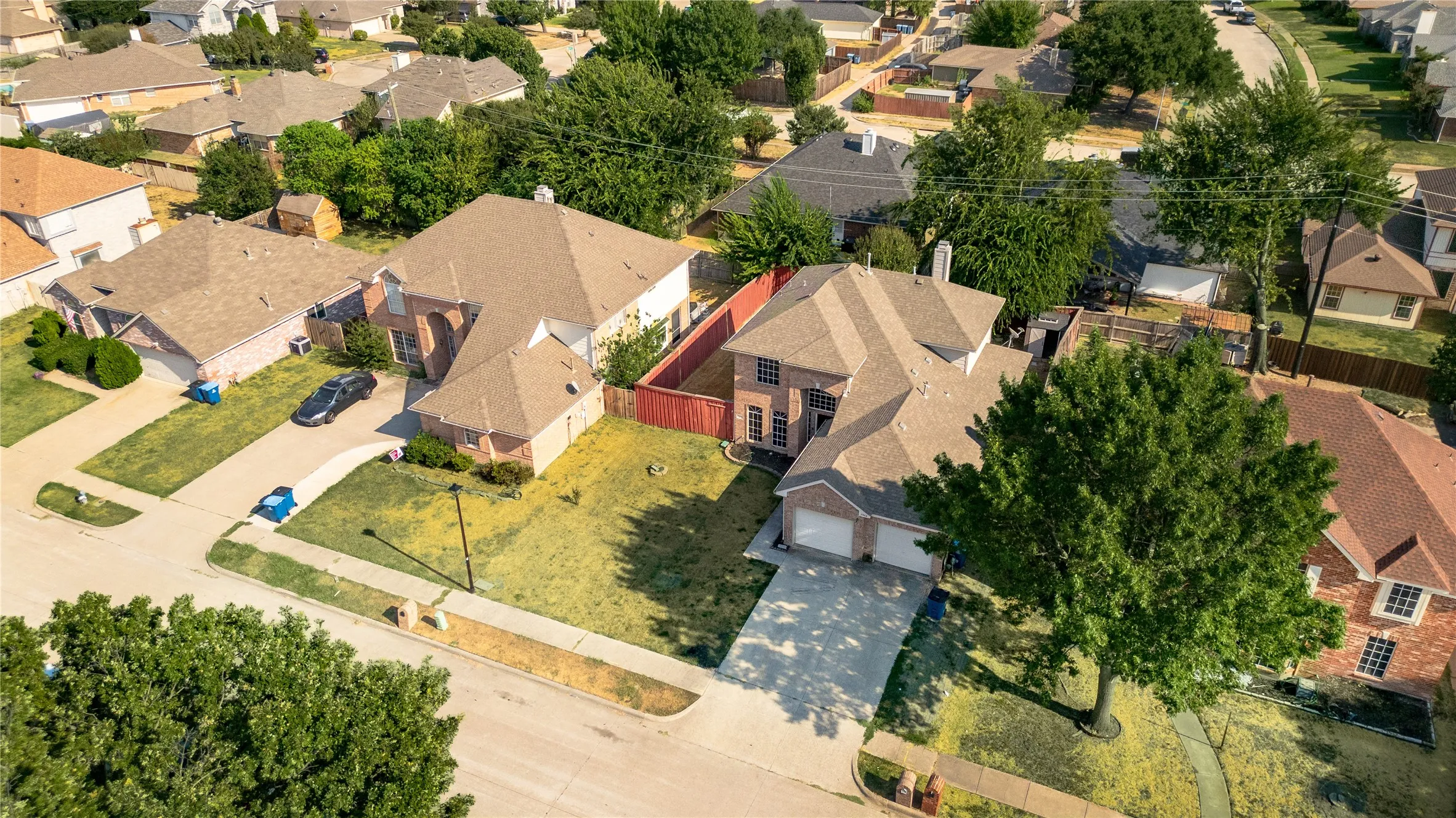 Single Family Residence For Sale in Dallas County , 7502 Armstrong Lane, Rowlett, Texas 75089, 4 Bedroom, 3 Bathroom, 2 Garage spaces, 2,104 Sqft, built in 1995, mls#21393863, Real Estate Agent in Rowlett, Homes For Sale in Dallas county, Homes For Sale in Rowlett, Realtor in Rowlett Texas, Real Estate Brokerage Independent Realty Texas, Luminita Cordes Realtor