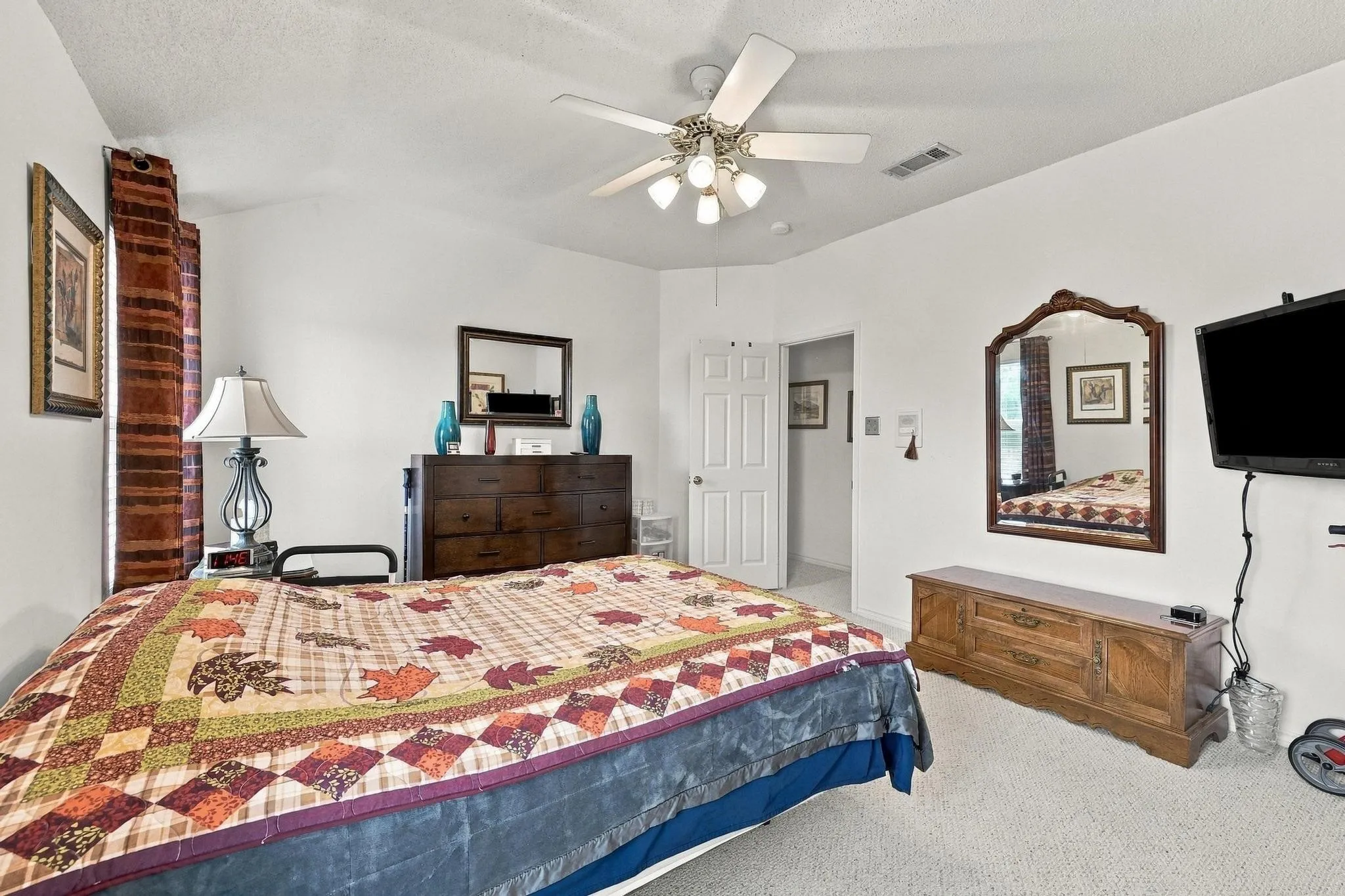 Single Family Residence For Sale in Dallas County , 2506 Barger Court, Sachse, Texas 75048, 4 Bedroom, 3 Bathroom, 2 Garage spaces, 2,664 Sqft, built in 1993, mls#21395239, Real Estate Agent in Sachse, Homes For Sale in Dallas county, Homes For Sale in Sachse, Realtor in Sachse Texas, Real Estate Brokerage Independent Realty Texas, Luminita Cordes Realtor