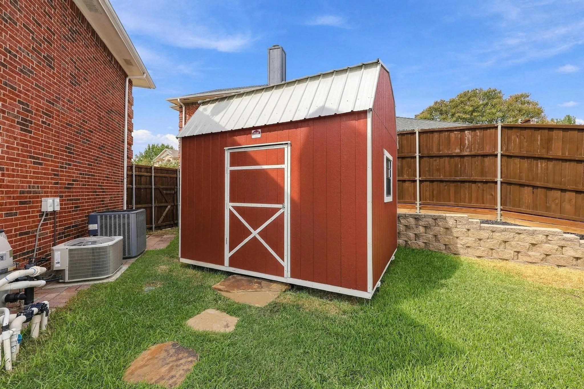 Single Family Residence For Sale in Dallas County , 2506 Barger Court, Sachse, Texas 75048, 4 Bedroom, 3 Bathroom, 2 Garage spaces, 2,664 Sqft, built in 1993, mls#21395239, Real Estate Agent in Sachse, Homes For Sale in Dallas county, Homes For Sale in Sachse, Realtor in Sachse Texas, Real Estate Brokerage Independent Realty Texas, Luminita Cordes Realtor