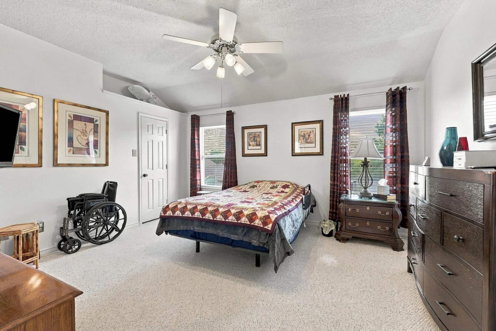 Single Family Residence For Sale in Dallas County , 2506 Barger Court, Sachse, Texas 75048, 4 Bedroom, 3 Bathroom, 2 Garage spaces, 2,664 Sqft, built in 1993, mls#21395239, Real Estate Agent in Sachse, Homes For Sale in Dallas county, Homes For Sale in Sachse, Realtor in Sachse Texas, Real Estate Brokerage Independent Realty Texas, Luminita Cordes Realtor