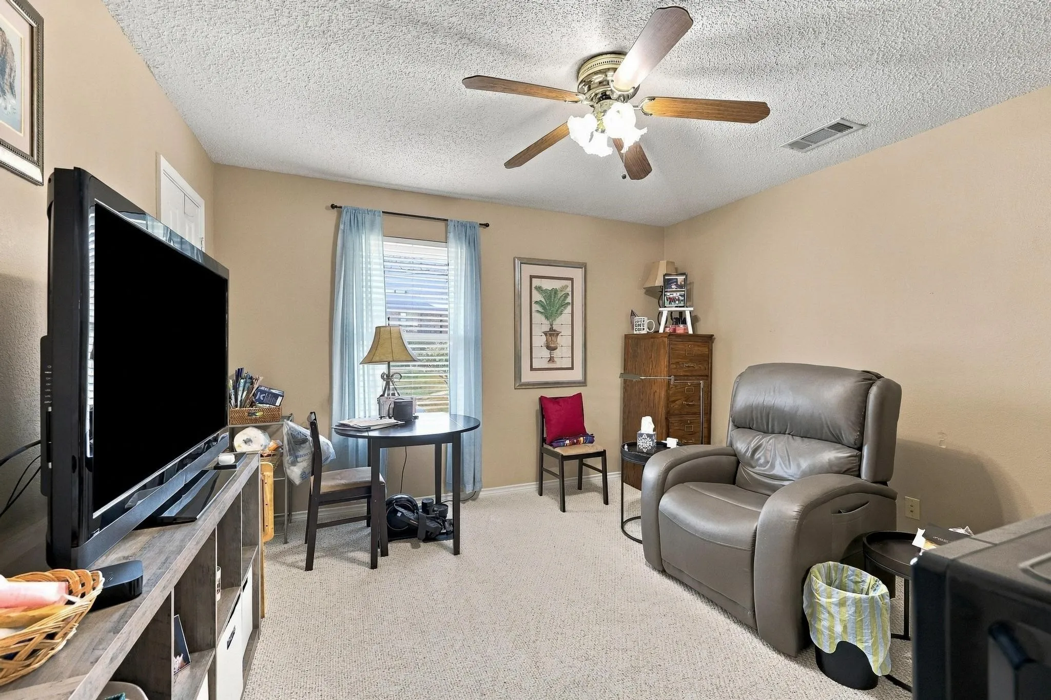 Single Family Residence For Sale in Dallas County , 2506 Barger Court, Sachse, Texas 75048, 4 Bedroom, 3 Bathroom, 2 Garage spaces, 2,664 Sqft, built in 1993, mls#21395239, Real Estate Agent in Sachse, Homes For Sale in Dallas county, Homes For Sale in Sachse, Realtor in Sachse Texas, Real Estate Brokerage Independent Realty Texas, Luminita Cordes Realtor