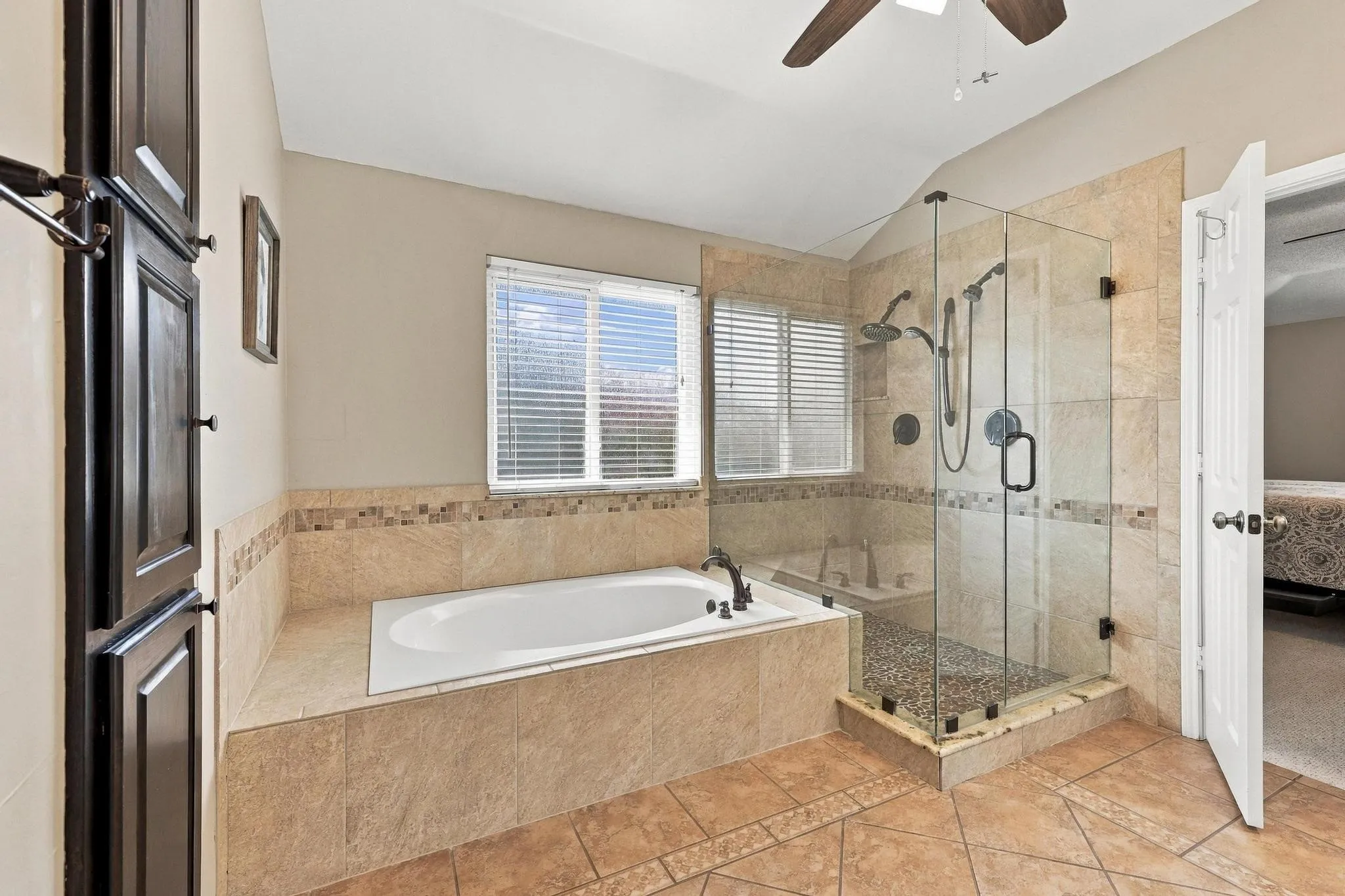 Single Family Residence For Sale in Dallas County , 2506 Barger Court, Sachse, Texas 75048, 4 Bedroom, 3 Bathroom, 2 Garage spaces, 2,664 Sqft, built in 1993, mls#21395239, Real Estate Agent in Sachse, Homes For Sale in Dallas county, Homes For Sale in Sachse, Realtor in Sachse Texas, Real Estate Brokerage Independent Realty Texas, Luminita Cordes Realtor