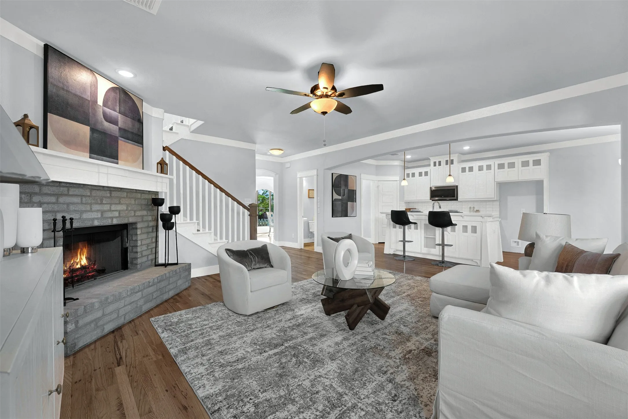 Single Family Residence For Sale in Collin County , 549 N Johnson Street, Mc Kinney, Texas 75069, 3 Bedroom, 3 Bathroom, 2 Garage spaces, 2,370 Sqft, built in 2023, mls#21396057, Real Estate Agent in Mc Kinney, Homes For Sale in Collin county, Homes For Sale in Mc Kinney, Realtor in Mc Kinney Texas, Real Estate Brokerage Independent Realty Texas, Luminita Cordes Realtor