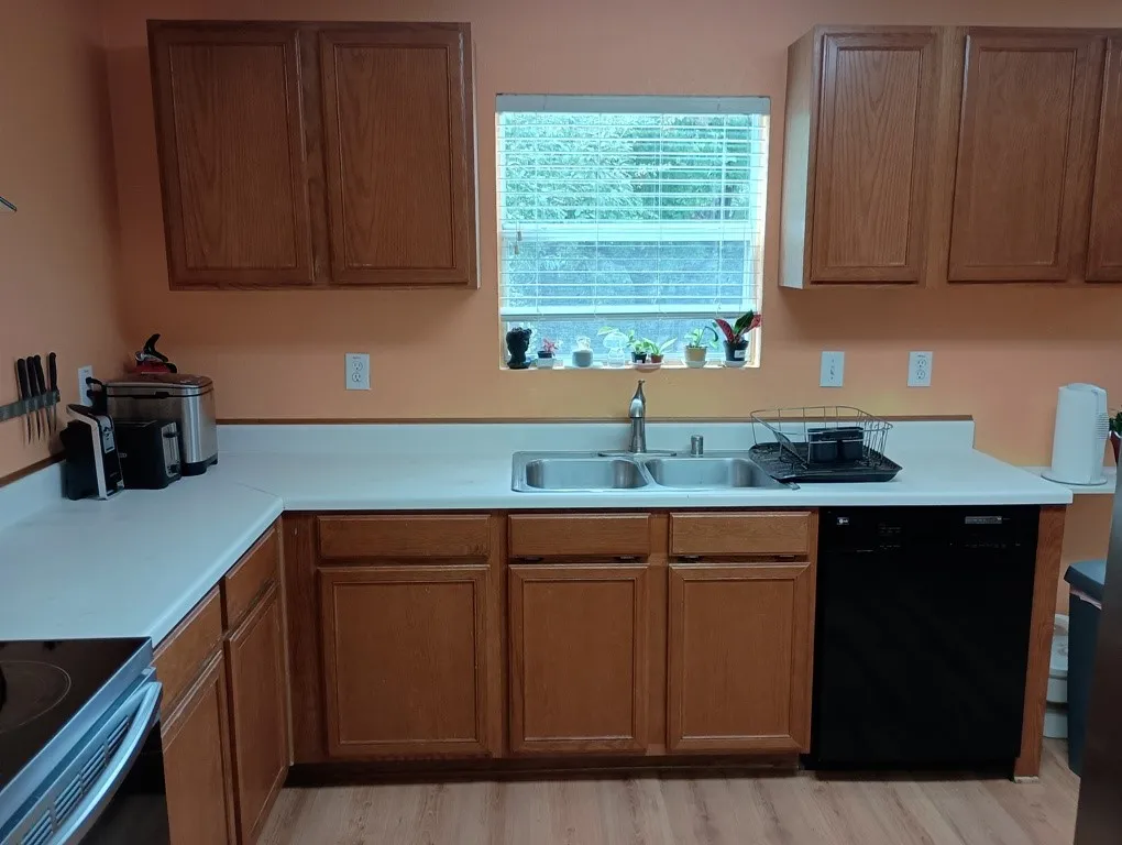 Single Family Residence For Sale in Collin County , 3605 Quail View Drive, Mc Kinney, Texas 75071, 3 Bedroom, 3 Bathroom, 2 Garage spaces, 2,132 Sqft, built in 2002, mls#21396440, Real Estate Agent in Mc Kinney, Homes For Sale in Collin county, Homes For Sale in Mc Kinney, Realtor in Mc Kinney Texas, Real Estate Brokerage Independent Realty Texas, Luminita Cordes Realtor