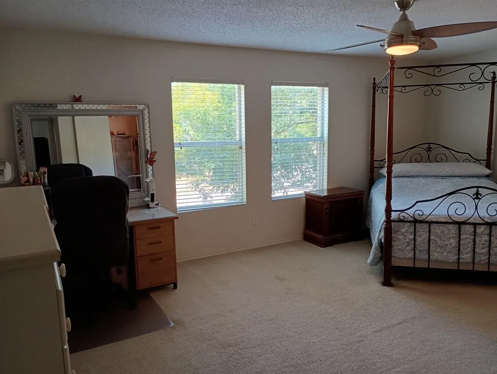 Single Family Residence For Sale in Collin County , 3605 Quail View Drive, Mc Kinney, Texas 75071, 3 Bedroom, 3 Bathroom, 2 Garage spaces, 2,132 Sqft, built in 2002, mls#21396440, Real Estate Agent in Mc Kinney, Homes For Sale in Collin county, Homes For Sale in Mc Kinney, Realtor in Mc Kinney Texas, Real Estate Brokerage Independent Realty Texas, Luminita Cordes Realtor