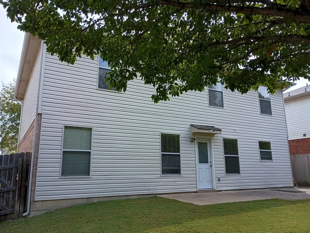 Single Family Residence For Sale in Collin County , 3605 Quail View Drive, Mc Kinney, Texas 75071, 3 Bedroom, 3 Bathroom, 2 Garage spaces, 2,132 Sqft, built in 2002, mls#21396440, Real Estate Agent in Mc Kinney, Homes For Sale in Collin county, Homes For Sale in Mc Kinney, Realtor in Mc Kinney Texas, Real Estate Brokerage Independent Realty Texas, Luminita Cordes Realtor