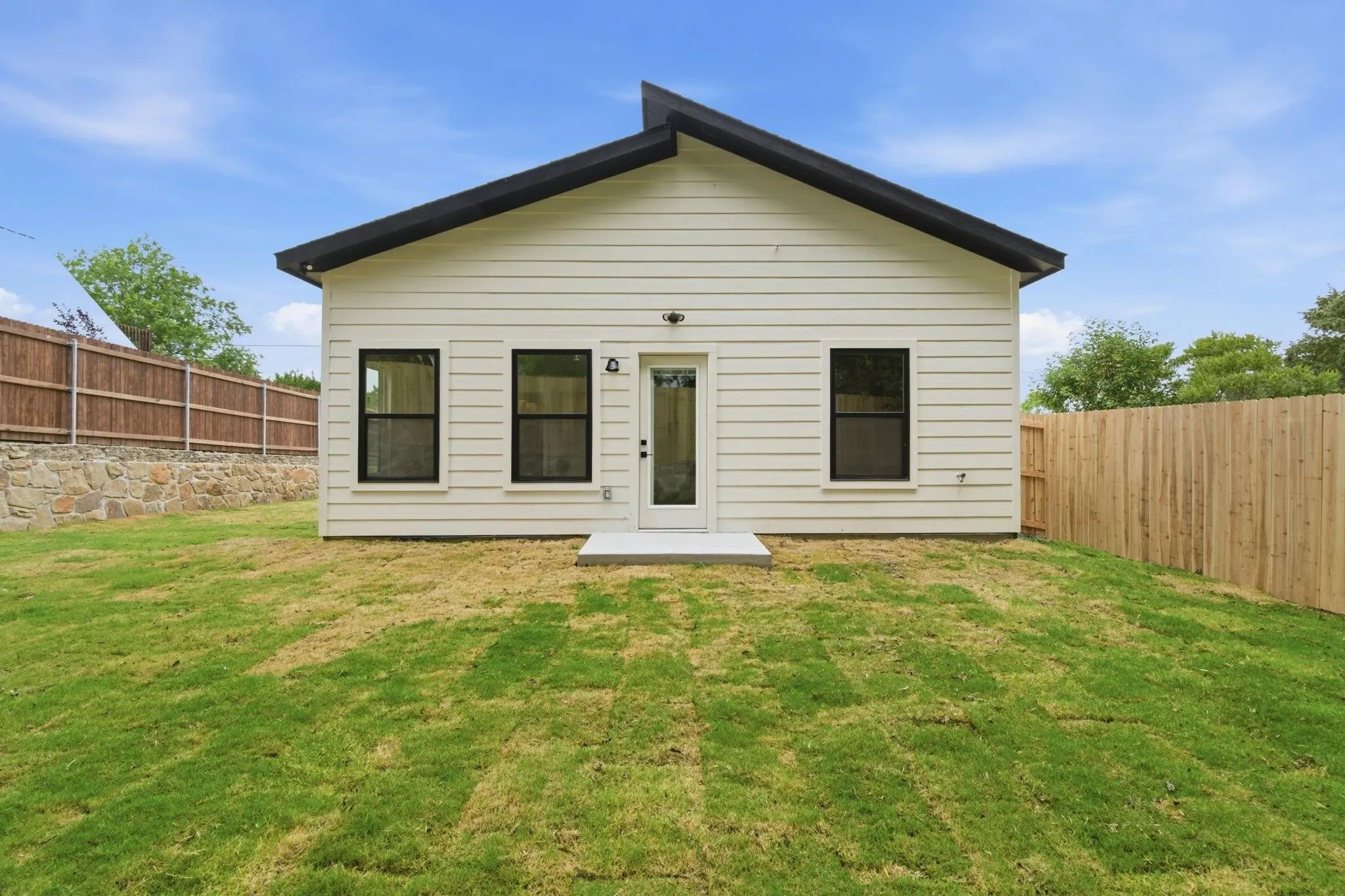 Single Family Residence For Sale in Hood County , 2703 Brazos River Drive, Granbury, Texas 76048, 3 Bedroom, 2 Bathroom, Garage spaces, 1,404 Sqft, built in 2026, mls#21396338, Real Estate Agent in Granbury, Homes For Sale in Hood county, Homes For Sale in Granbury, Realtor in Granbury Texas, Real Estate Brokerage Independent Realty Texas, Luminita Cordes Realtor