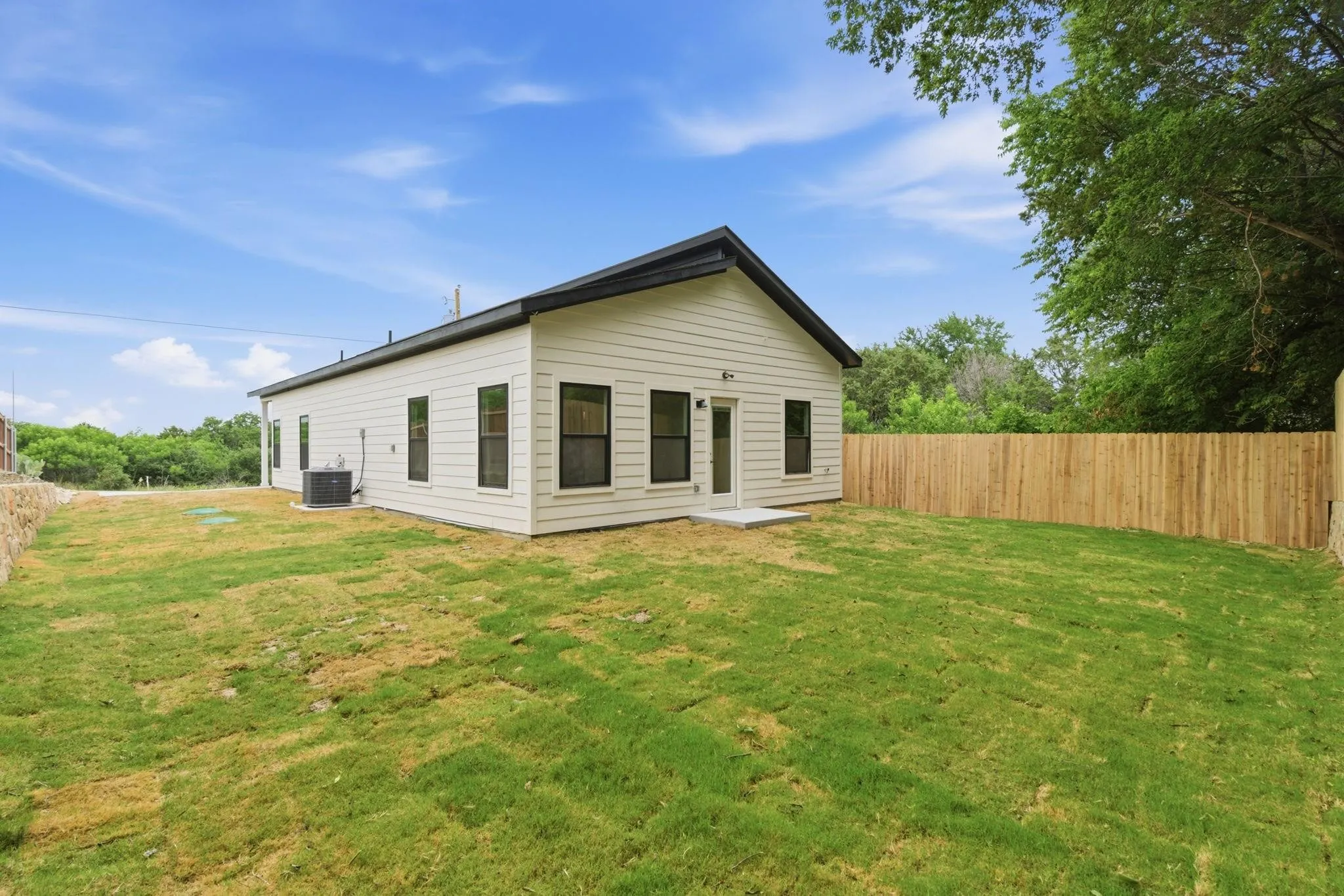 Single Family Residence For Sale in Hood County , 2703 Brazos River Drive, Granbury, Texas 76048, 3 Bedroom, 2 Bathroom, Garage spaces, 1,404 Sqft, built in 2026, mls#21396338, Real Estate Agent in Granbury, Homes For Sale in Hood county, Homes For Sale in Granbury, Realtor in Granbury Texas, Real Estate Brokerage Independent Realty Texas, Luminita Cordes Realtor