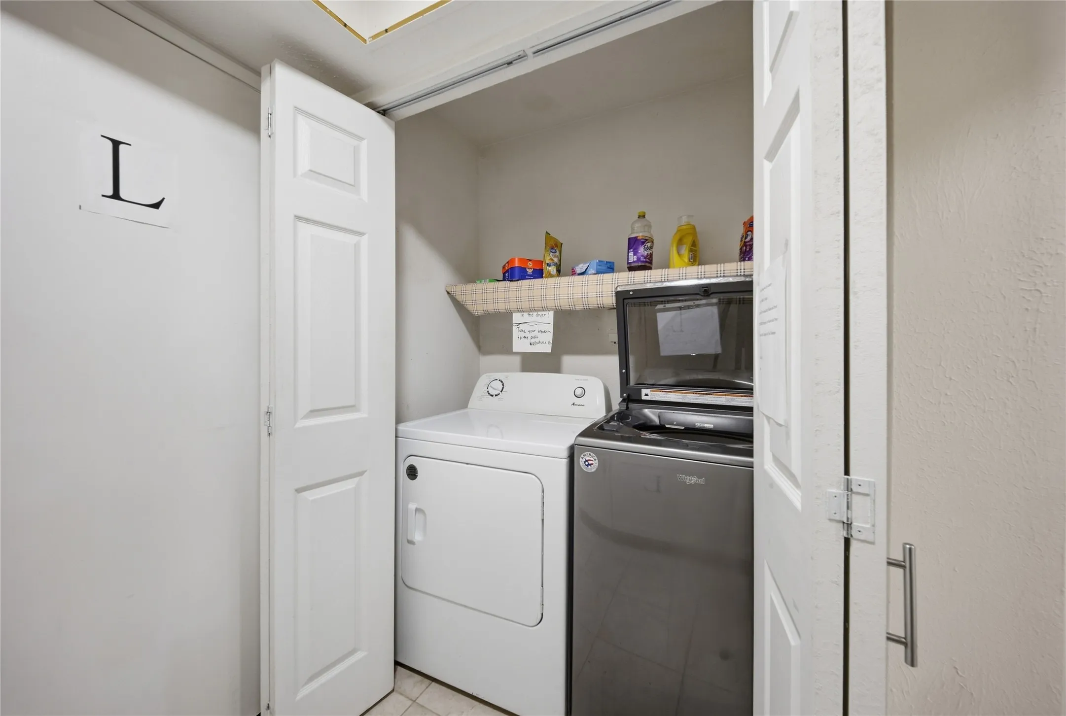 Single Family Residence For Sale in Dallas County , 3418 Janwood Lane, Garland, Texas 75044, 5 Bedroom, 2 Bathroom, 2 Garage spaces, 1,934 Sqft, built in 1974, mls#21393982, Real Estate Agent in Garland, Homes For Sale in Dallas county, Homes For Sale in Garland, Realtor in Garland Texas, Real Estate Brokerage Independent Realty Texas, Luminita Cordes Realtor