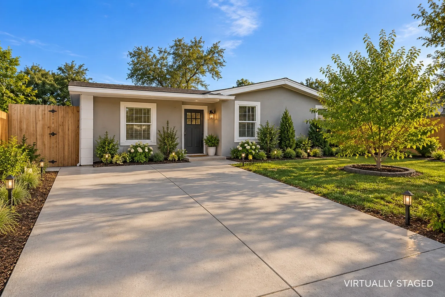 Single Family Residence For Sale in Dallas County , 120 Woodbridge Way, Mesquite, Texas 75149, 3 Bedroom, 1 Bathroom, Garage spaces, 1,351 Sqft, built in 1955, mls#21395978, Real Estate Agent in Mesquite, Homes For Sale in Dallas county, Homes For Sale in Mesquite, Realtor in Mesquite Texas, Real Estate Brokerage Independent Realty Texas, Luminita Cordes Realtor