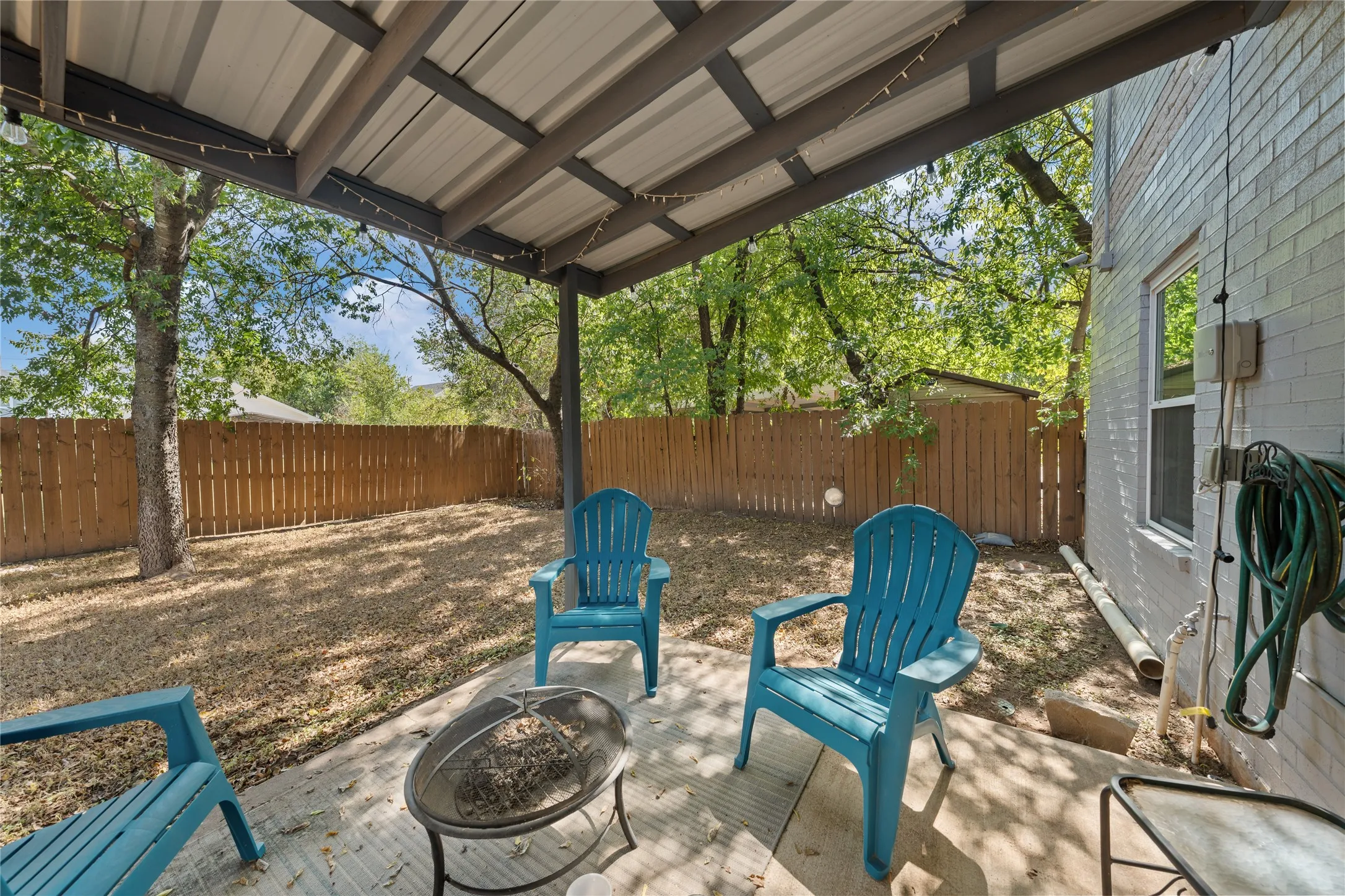 Duplex For Sale in Mc Lennan County , 1220 Wood Avenue, Waco, Texas 76706, 4 Bedroom, 4 Bathroom, Garage spaces, 0 Sqft, built in 2004, mls#21394389, Real Estate Agent in Waco, Homes For Sale in Mc Lennan county, Homes For Sale in Waco, Realtor in Waco Texas, Real Estate Brokerage Independent Realty Texas, Luminita Cordes Realtor