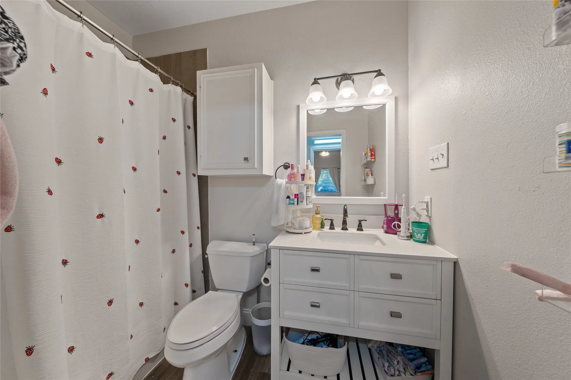 Duplex For Sale in Mc Lennan County , 1220 Wood Avenue, Waco, Texas 76706, 4 Bedroom, 4 Bathroom, Garage spaces, 0 Sqft, built in 2004, mls#21394389, Real Estate Agent in Waco, Homes For Sale in Mc Lennan county, Homes For Sale in Waco, Realtor in Waco Texas, Real Estate Brokerage Independent Realty Texas, Luminita Cordes Realtor