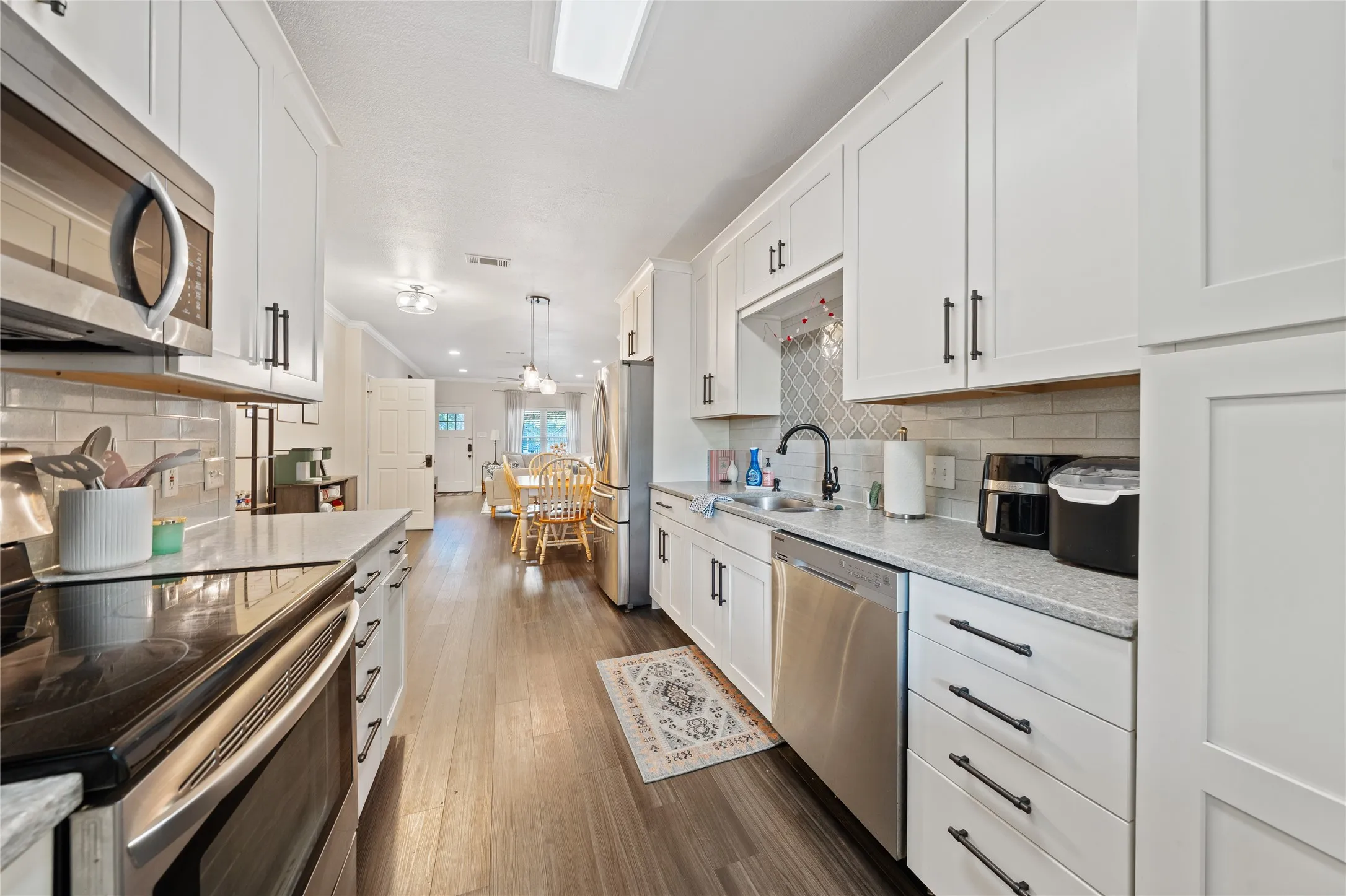 Duplex For Sale in Mc Lennan County , 1220 Wood Avenue, Waco, Texas 76706, 4 Bedroom, 4 Bathroom, Garage spaces, 0 Sqft, built in 2004, mls#21394389, Real Estate Agent in Waco, Homes For Sale in Mc Lennan county, Homes For Sale in Waco, Realtor in Waco Texas, Real Estate Brokerage Independent Realty Texas, Luminita Cordes Realtor