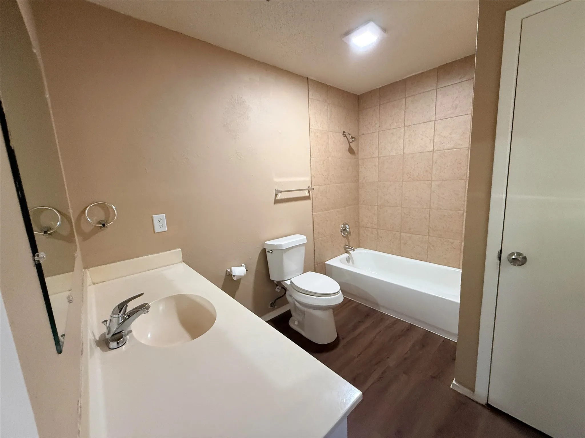 Single Family Residence For Rent in Denton County , 1225 Cordell Street, Denton, Texas 76201, 4 Bedroom, 2 Bathroom, 2 Garage spaces, 1,509 Sqft, built in 1978, mls#21396471, Real Estate Agent in Denton, Homes For Rent in Denton county, Homes For Rent in Denton, Realtor in Denton Texas, Real Estate Brokerage Independent Realty Texas, Luminita Cordes Realtor