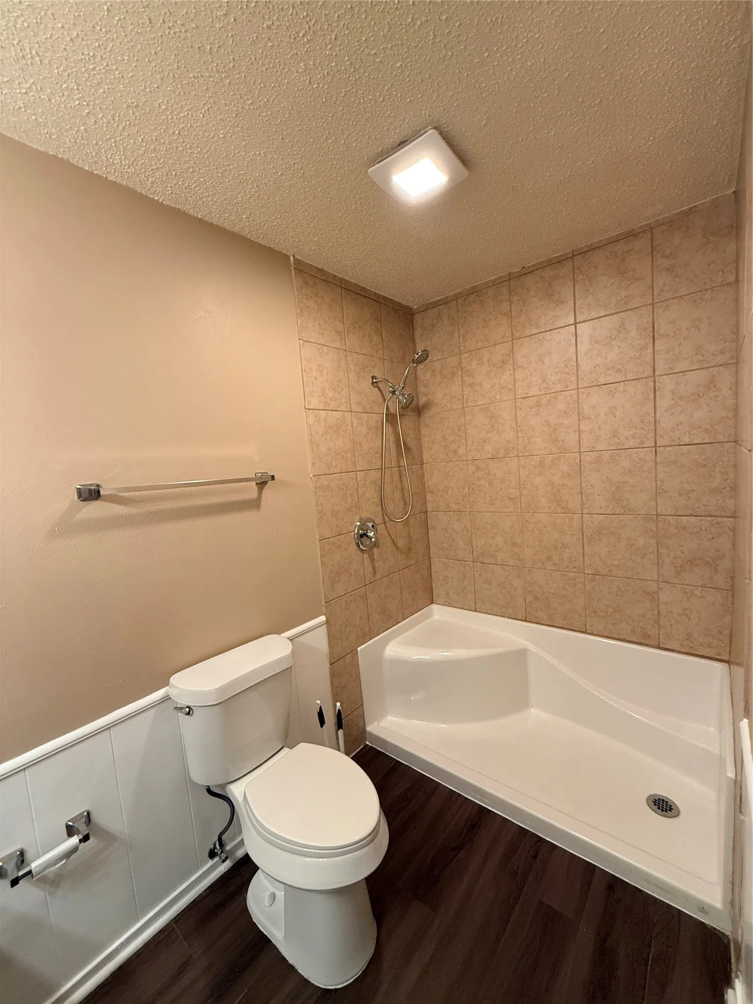 Single Family Residence For Rent in Denton County , 1225 Cordell Street, Denton, Texas 76201, 4 Bedroom, 2 Bathroom, 2 Garage spaces, 1,509 Sqft, built in 1978, mls#21396471, Real Estate Agent in Denton, Homes For Rent in Denton county, Homes For Rent in Denton, Realtor in Denton Texas, Real Estate Brokerage Independent Realty Texas, Luminita Cordes Realtor