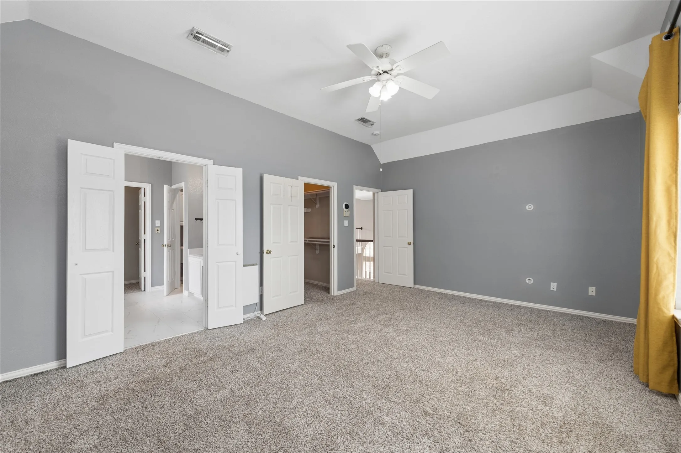Single Family Residence For Rent in Dallas County , 937 Parker Drive, Coppell, Texas 75019, 3 Bedroom, 3 Bathroom, 2 Garage spaces, 2,110 Sqft, built in 1994, mls#21396464, Real Estate Agent in Coppell, Homes For Rent in Dallas county, Homes For Rent in Coppell, Realtor in Coppell Texas, Real Estate Brokerage Independent Realty Texas, Luminita Cordes Realtor