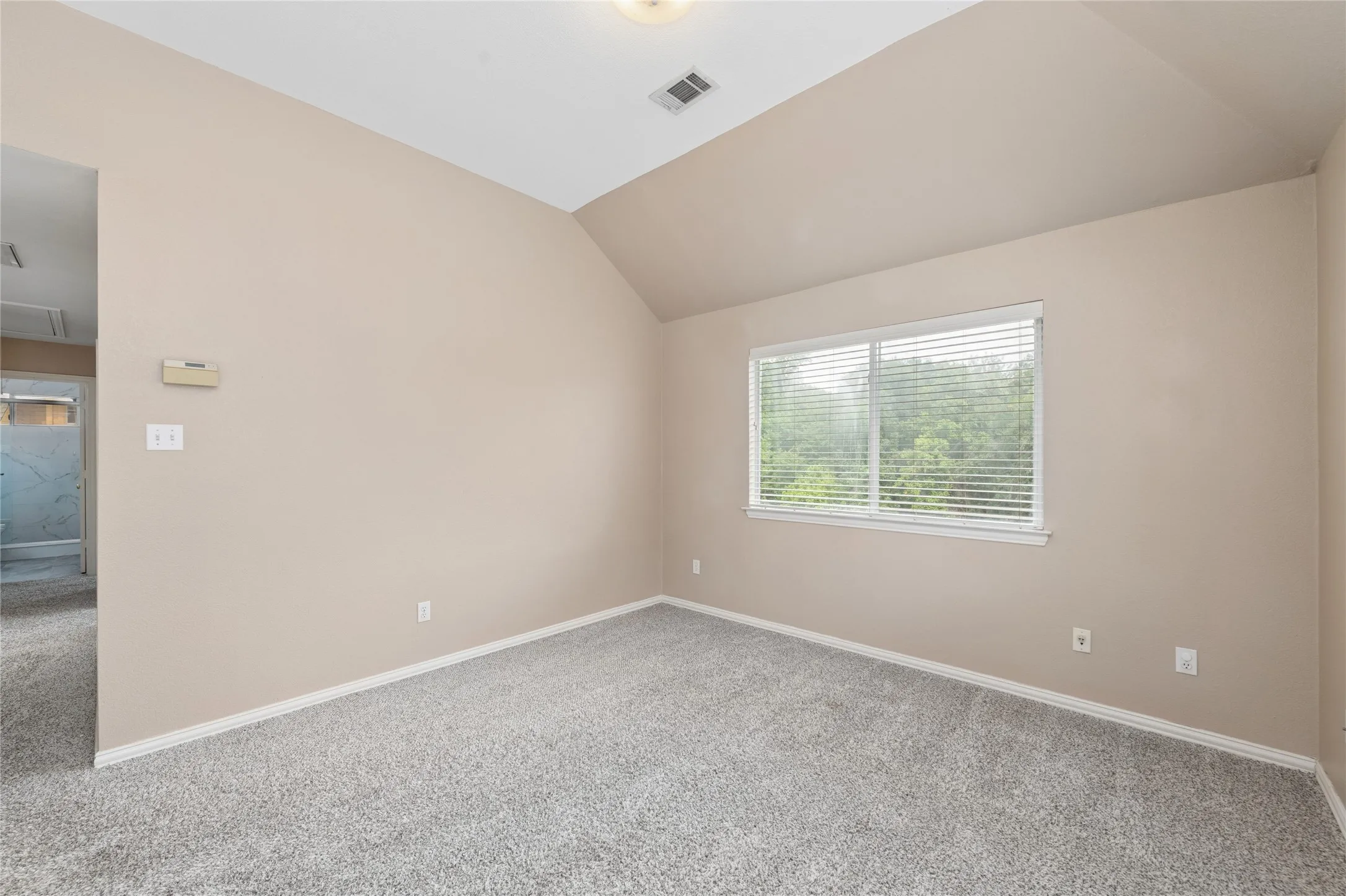 Single Family Residence For Rent in Dallas County , 937 Parker Drive, Coppell, Texas 75019, 3 Bedroom, 3 Bathroom, 2 Garage spaces, 2,110 Sqft, built in 1994, mls#21396464, Real Estate Agent in Coppell, Homes For Rent in Dallas county, Homes For Rent in Coppell, Realtor in Coppell Texas, Real Estate Brokerage Independent Realty Texas, Luminita Cordes Realtor