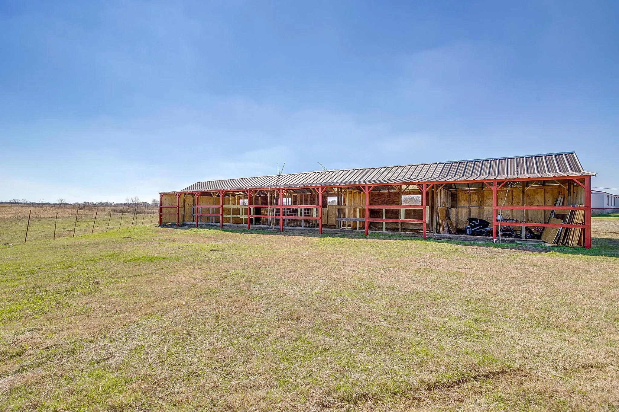 Manufactured Home For Rent in Hill County , 4252 FM 67, Grandview, Texas 76050, 3 Bedroom, 2 Bathroom, Garage spaces, 1,216 Sqft, built in 1995, mls#21396454, Real Estate Agent in Grandview, Homes For Rent in Hill county, Homes For Rent in Grandview, Realtor in Grandview Texas, Real Estate Brokerage Independent Realty Texas, Luminita Cordes Realtor