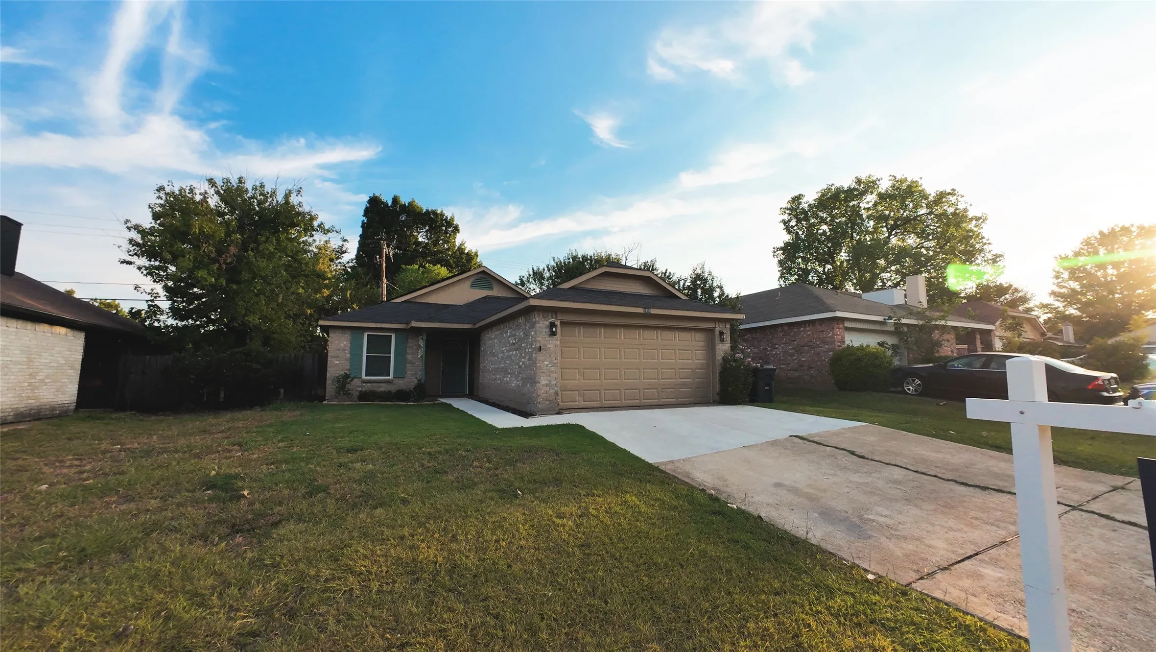 Single Family Residence For Rent in Tarrant County , 1404 Woodfern Drive, Arlington, Texas 76018, 3 Bedroom, 2 Bathroom, 2 Garage spaces, 1,184 Sqft, built in 1984, mls#21396311, Real Estate Agent in Arlington, Homes For Rent in Tarrant county, Homes For Rent in Arlington, Realtor in Arlington Texas, Real Estate Brokerage Independent Realty Texas, Luminita Cordes Realtor