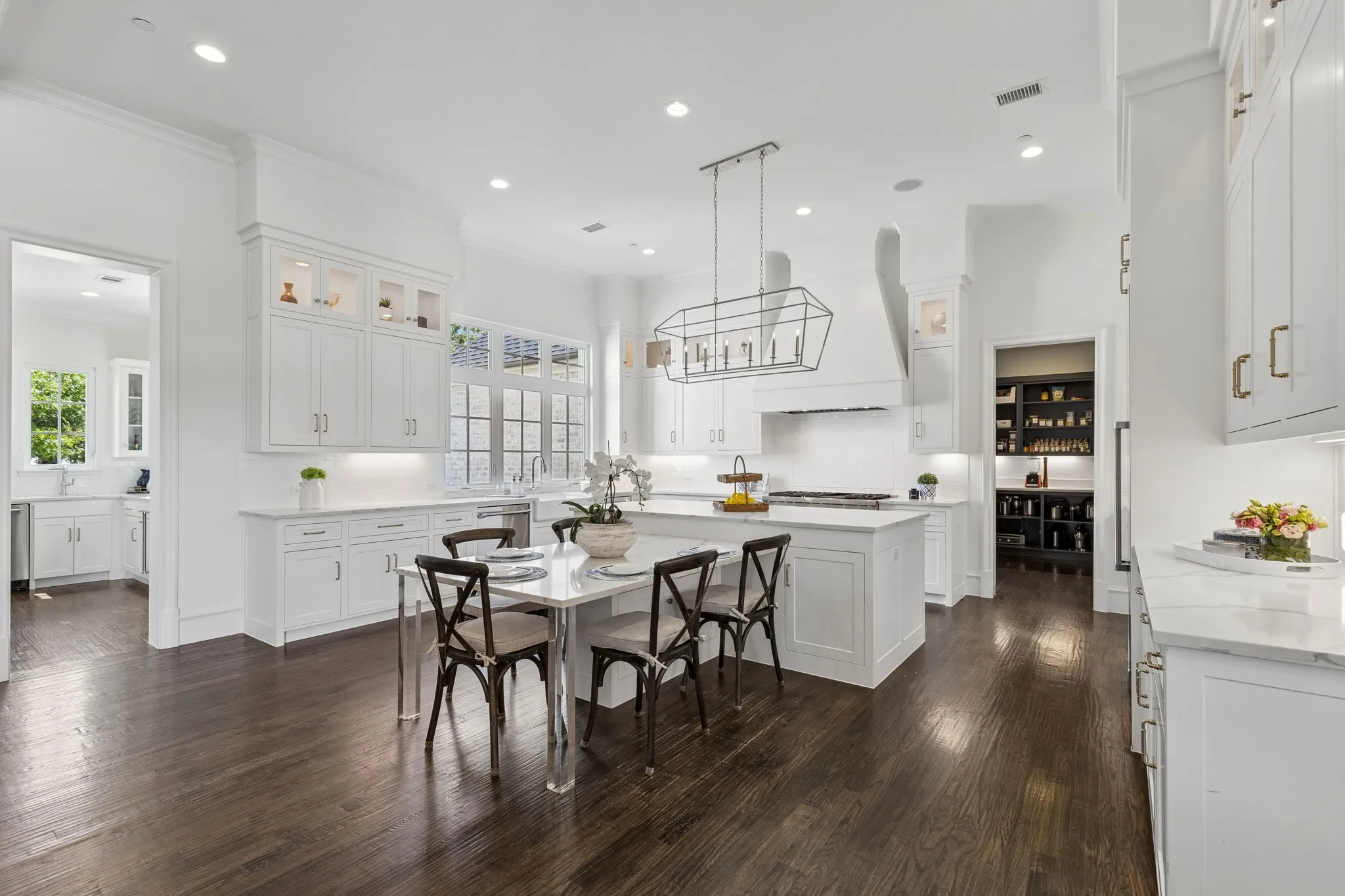 Single Family Residence For Sale in Collin County , 917 Tranquility Drive, Fairview, Texas 75069, 7 Bedroom, 8 Bathroom, 4 Garage spaces, 7,294 Sqft, built in 2016, mls#21395840, Real Estate Agent in Fairview, Homes For Sale in Collin county, Homes For Sale in Fairview, Realtor in Fairview Texas, Real Estate Brokerage Independent Realty Texas, Luminita Cordes Realtor