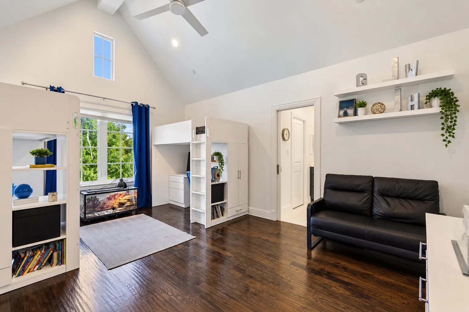 Single Family Residence For Sale in Collin County , 917 Tranquility Drive, Fairview, Texas 75069, 7 Bedroom, 8 Bathroom, 4 Garage spaces, 7,294 Sqft, built in 2016, mls#21395840, Real Estate Agent in Fairview, Homes For Sale in Collin county, Homes For Sale in Fairview, Realtor in Fairview Texas, Real Estate Brokerage Independent Realty Texas, Luminita Cordes Realtor