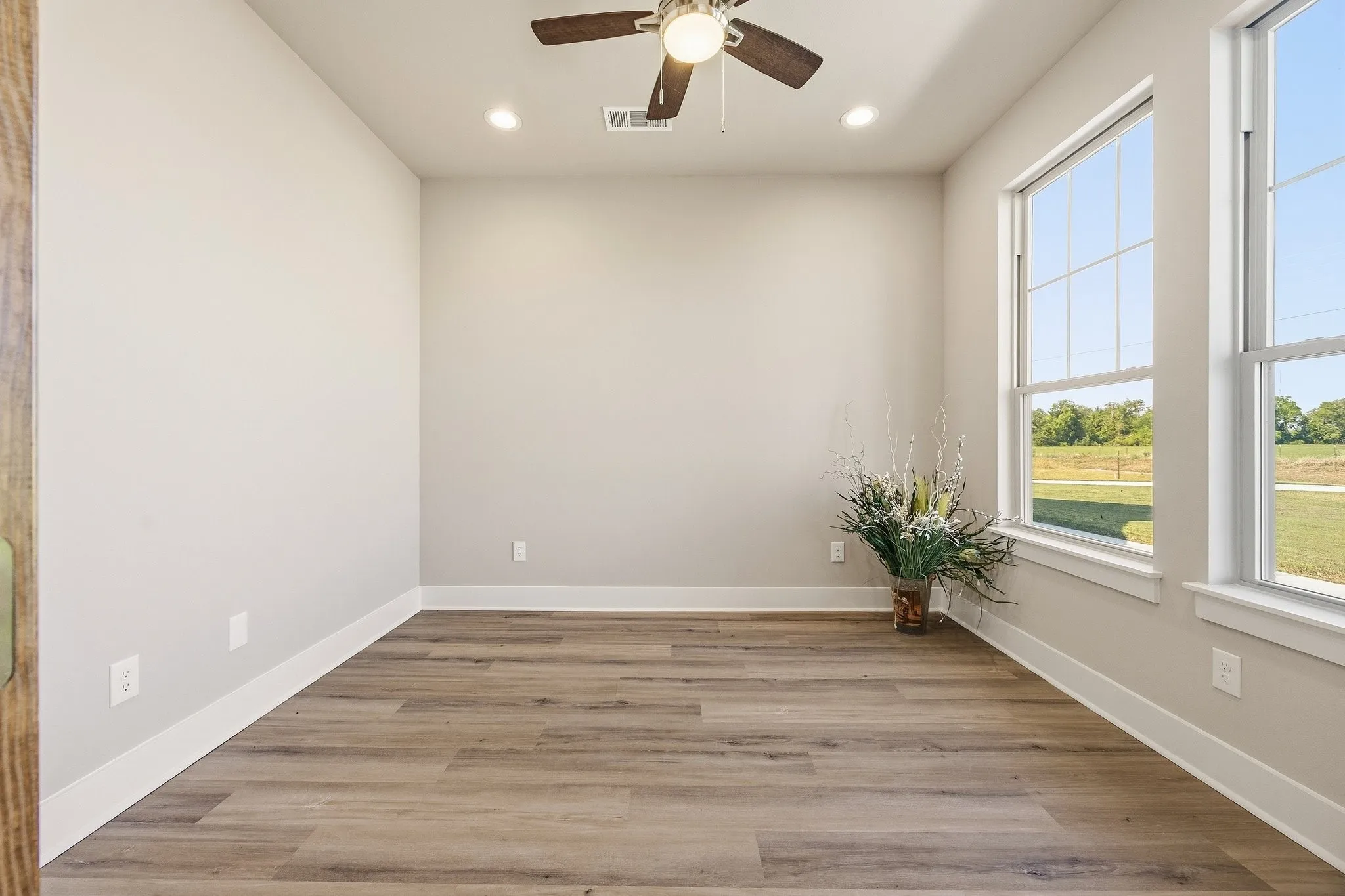 Single Family Residence For Sale in Kaufman County , 14740 County Road 355, Terrell, Texas 75160, 4 Bedroom, 3 Bathroom, 2 Garage spaces, 2,762 Sqft, built in 2026, mls#21395469, Real Estate Agent in Terrell, Homes For Sale in Kaufman county, Homes For Sale in Terrell, Realtor in Terrell Texas, Real Estate Brokerage Independent Realty Texas, Luminita Cordes Realtor